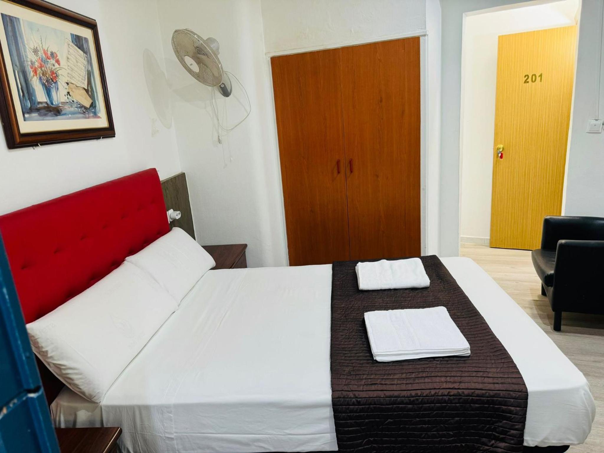 Superior Double Room with Window photo 2