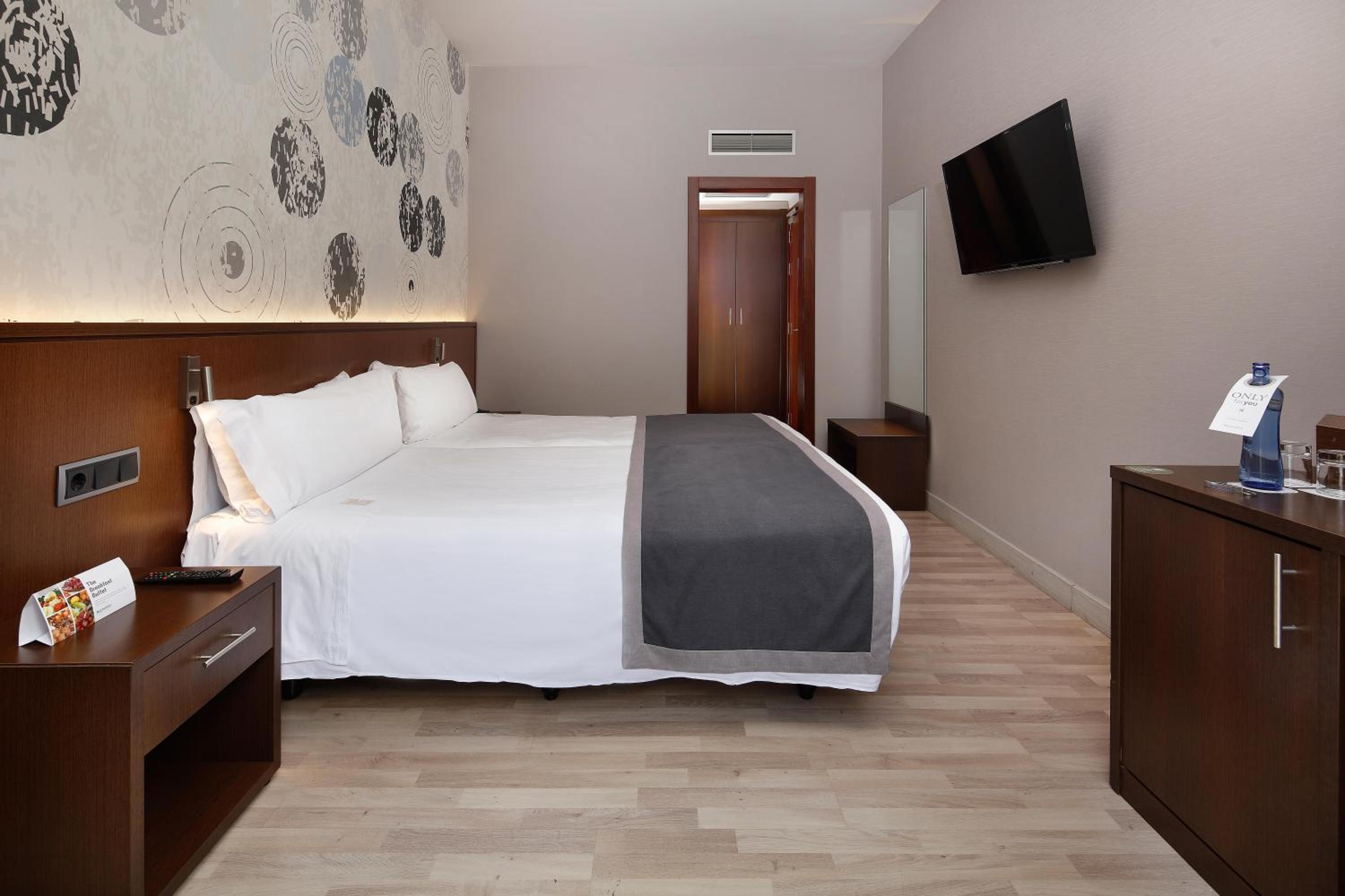Twin Room (1 Adult) photo 3