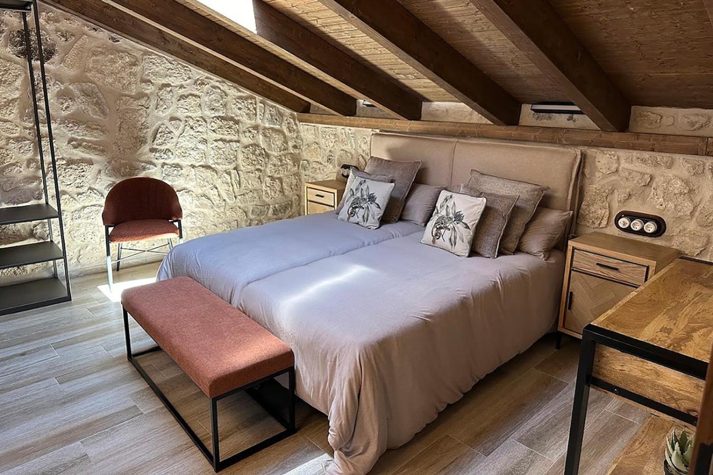 Casa de Seis Habitaciones