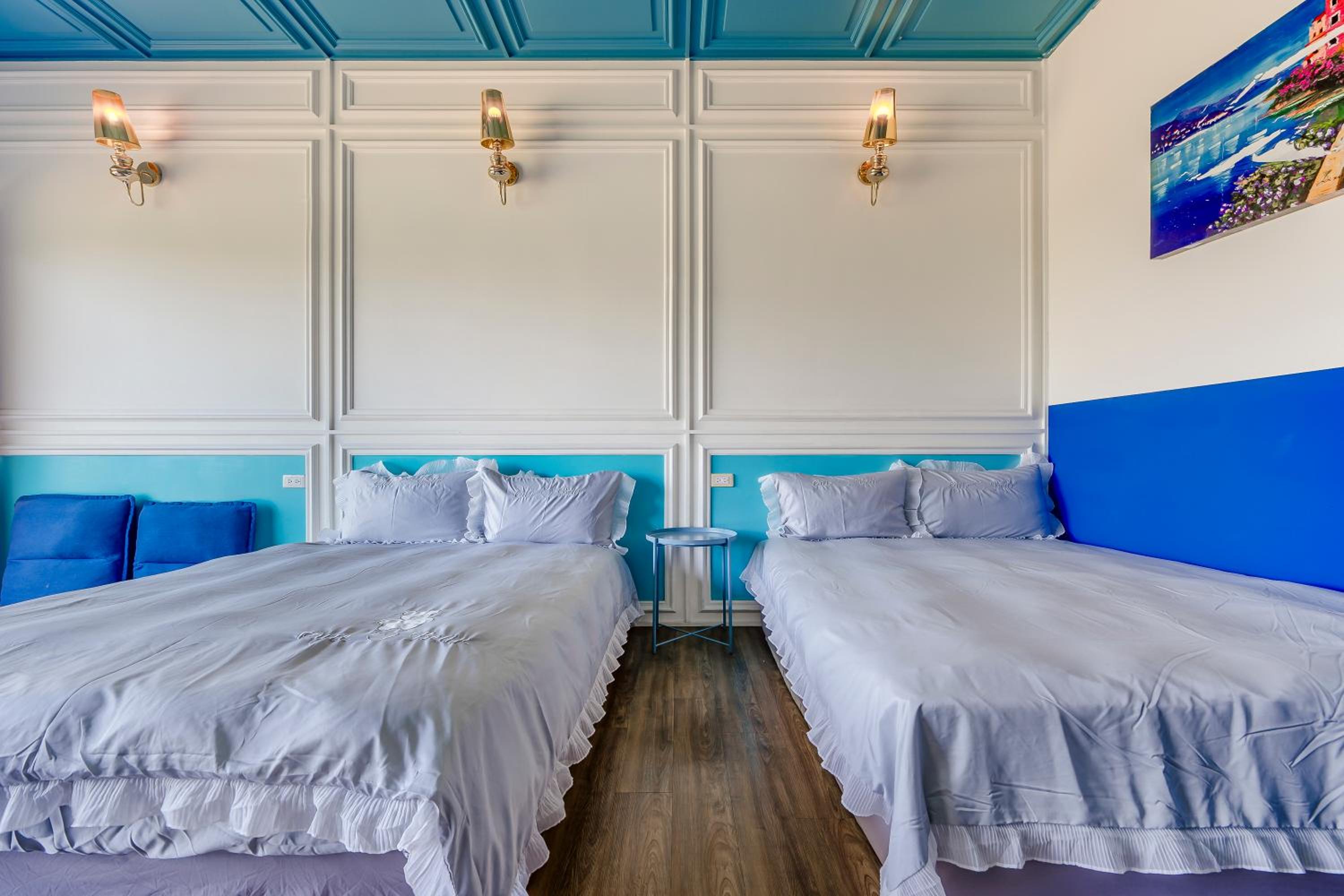 Quadruple Room With Balcony - Photo 7