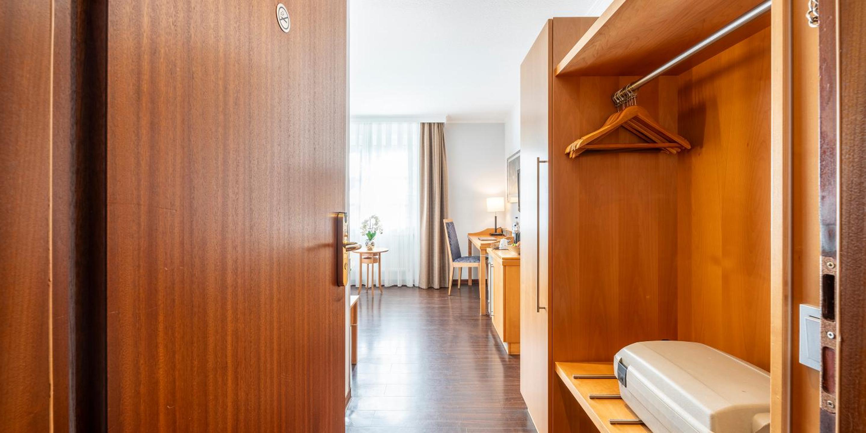 Single Room - Photo 19