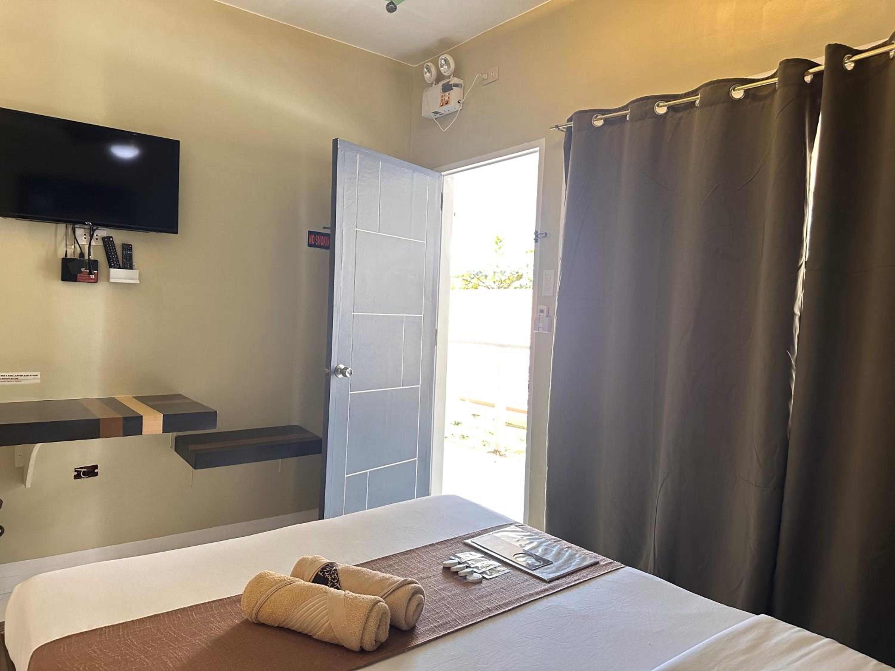 Superior Double Room - Photo 11