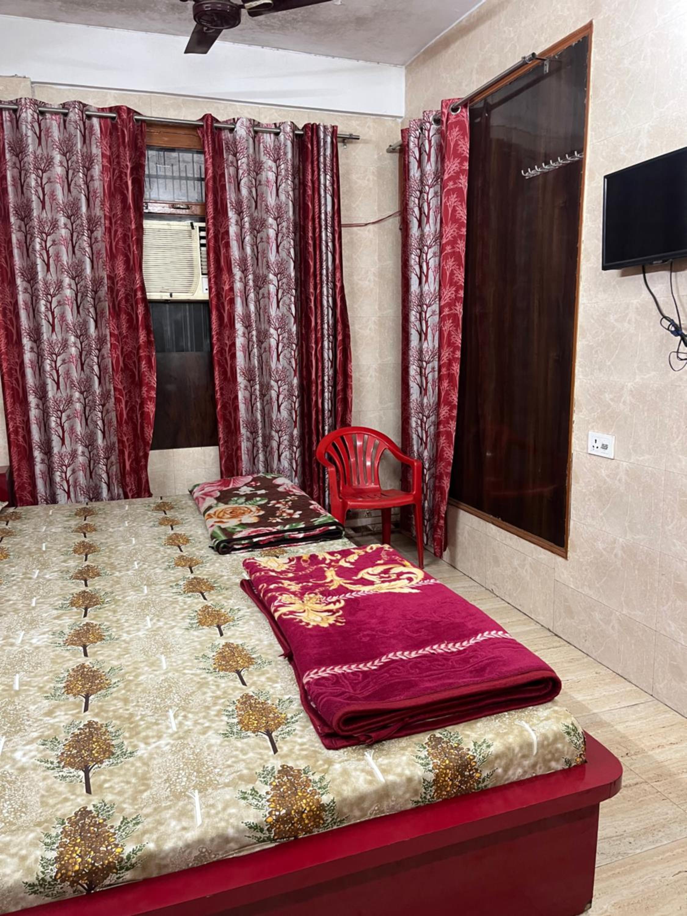 Triple Room With Private Bathroom photo 2
