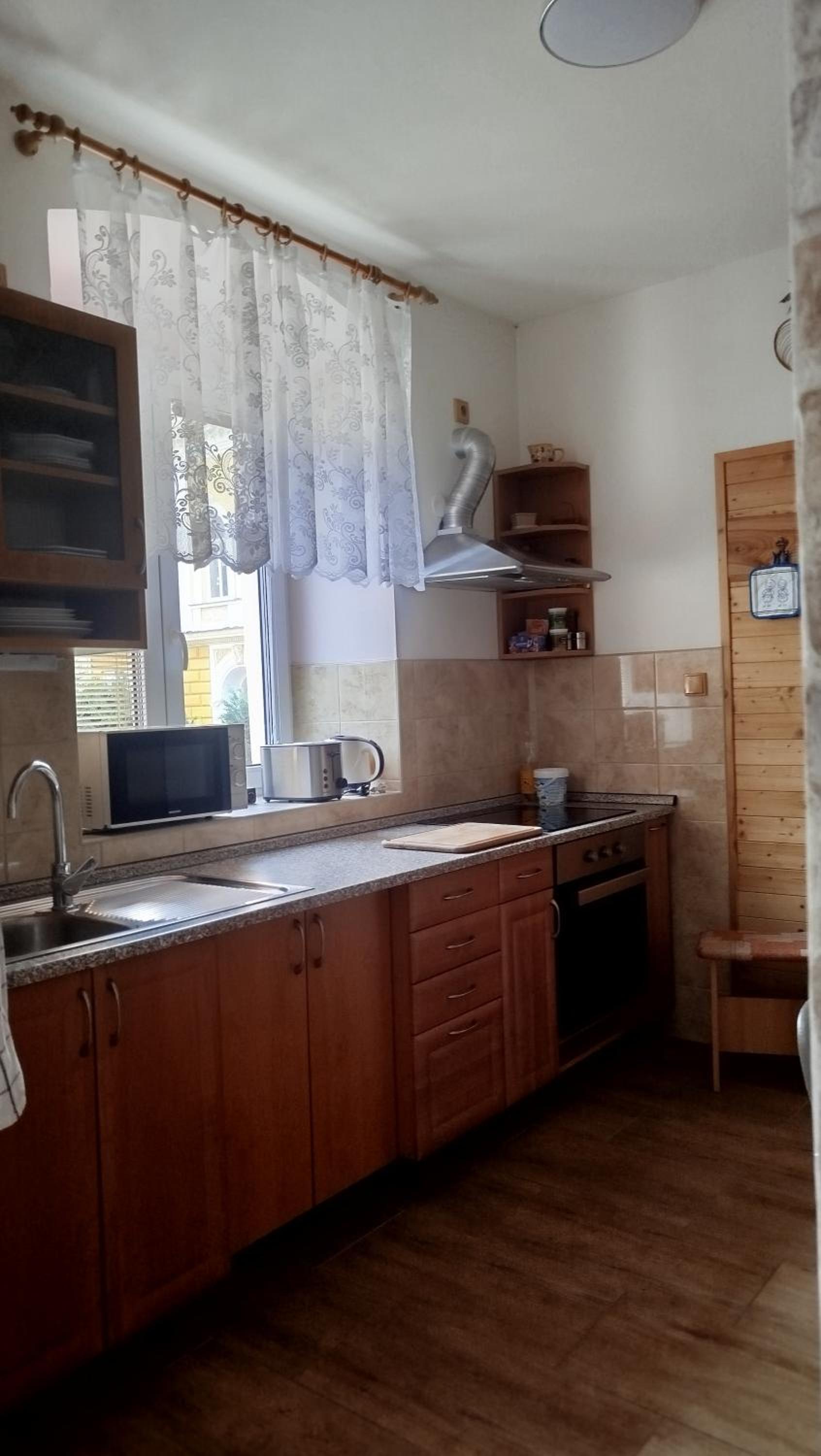One-Bedroom Apartment - Photo 16