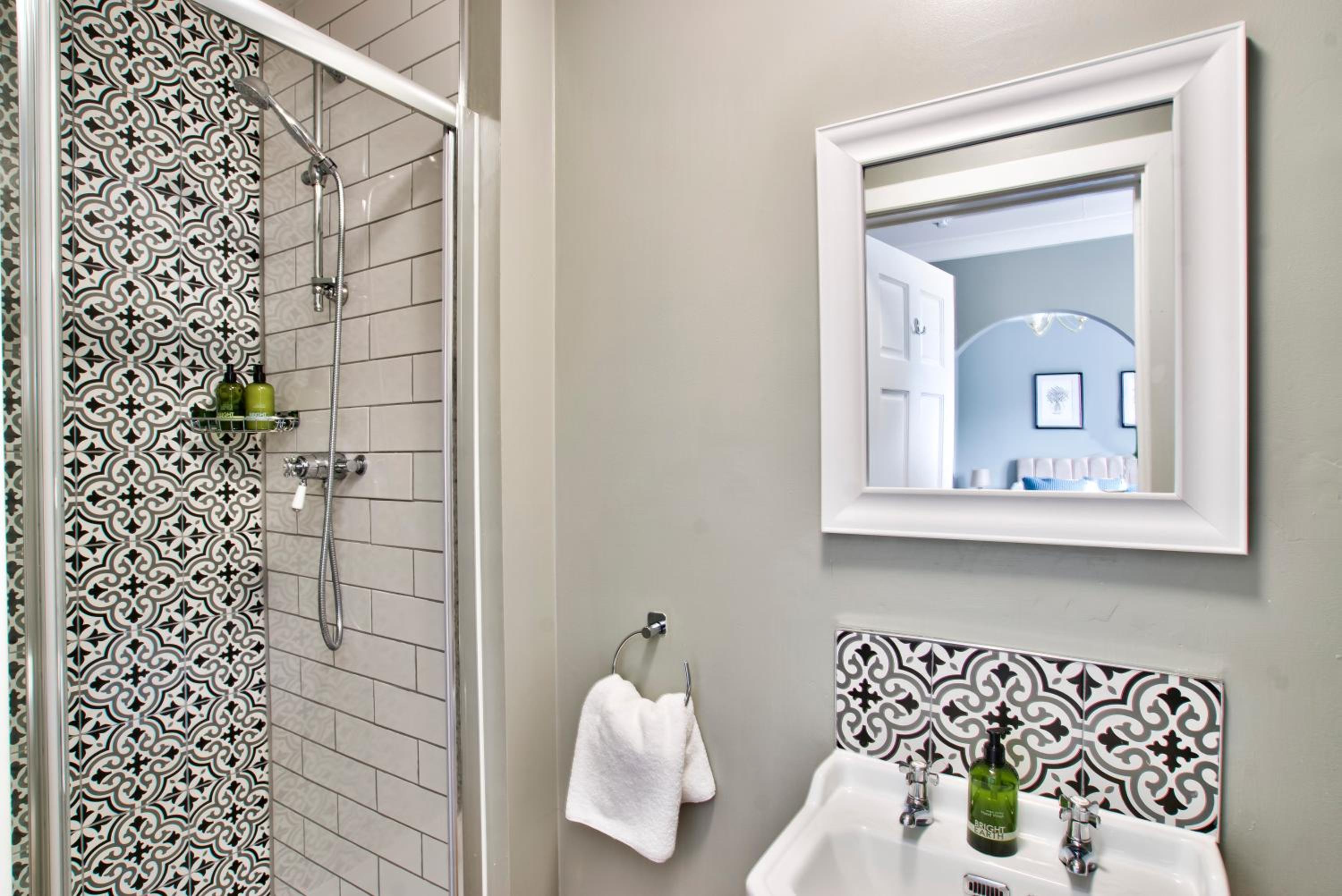 Superior Twin Room - Photo 2