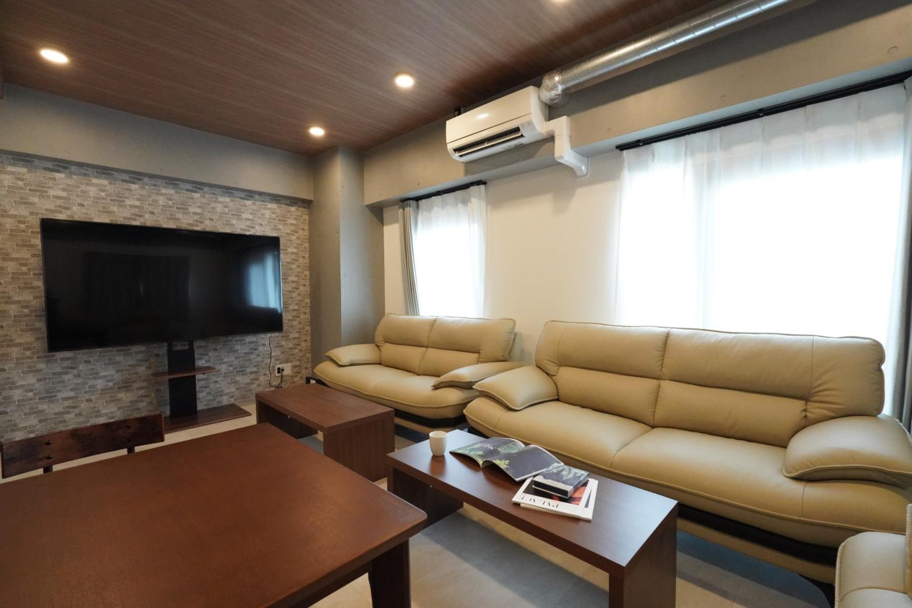 Family Room photo 1