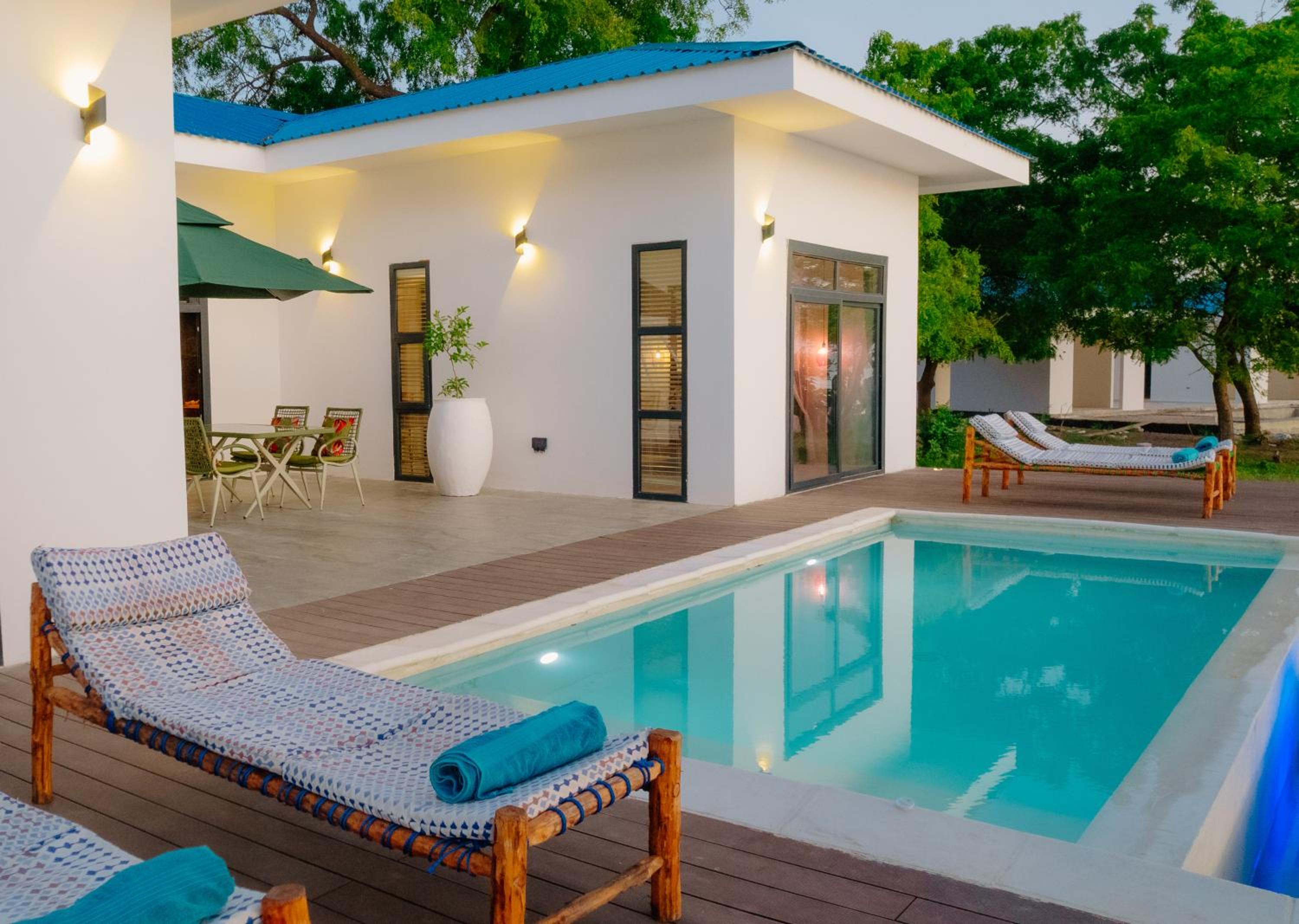 Three-Bedroom Villa photo 1