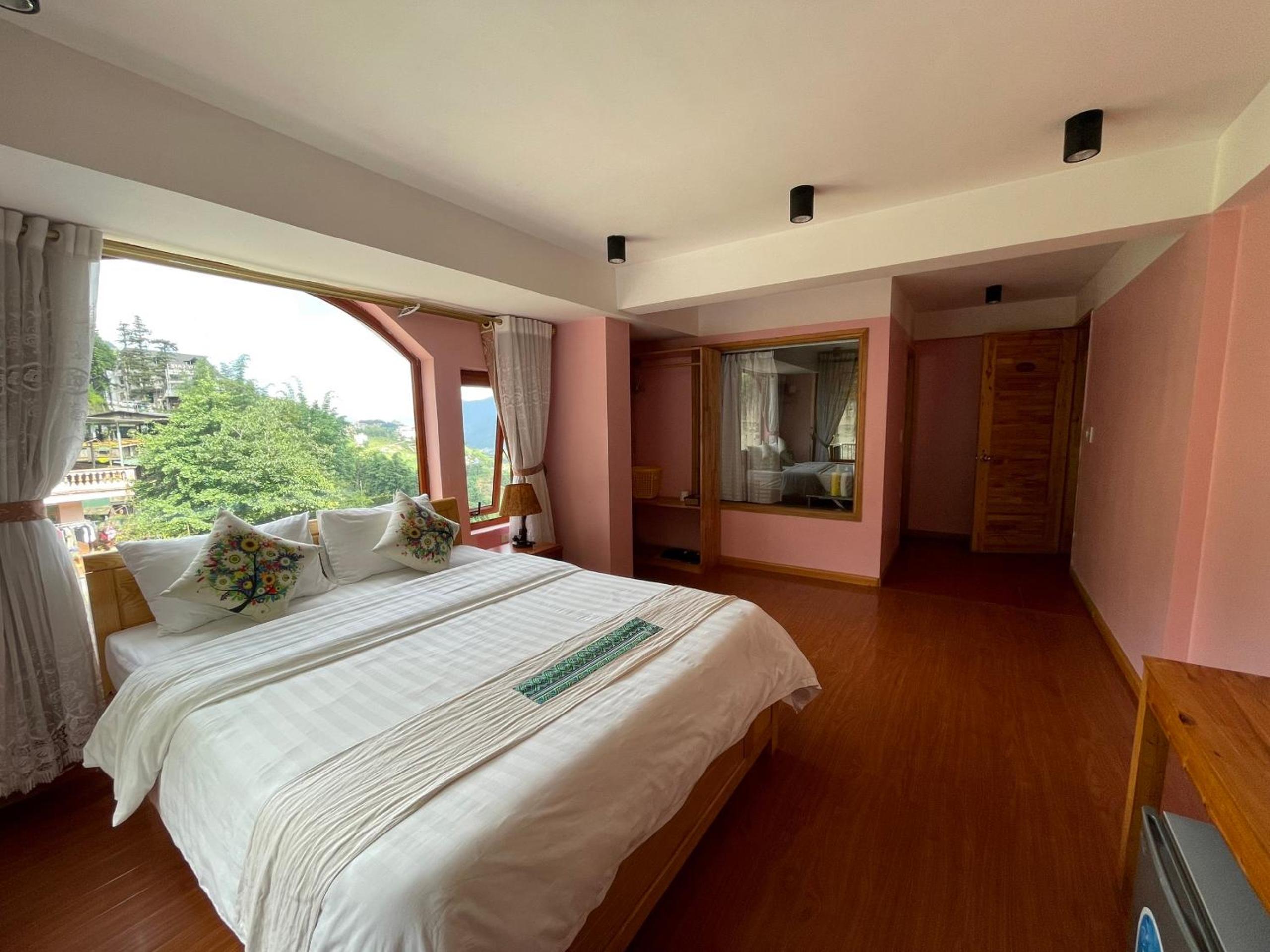 Double Room with Garden View - Photo 3