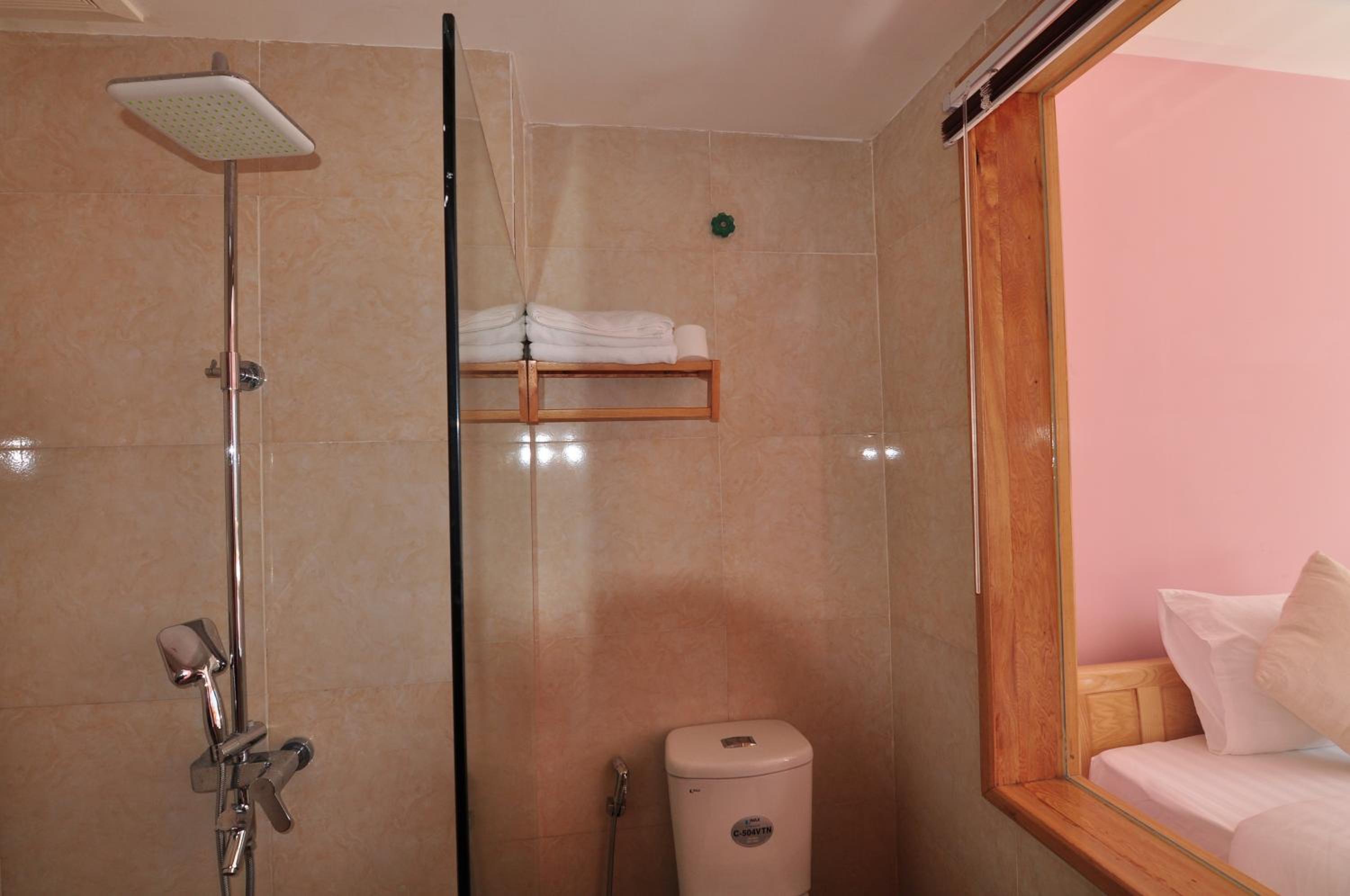 Double Room with Mountain View - Photo 7