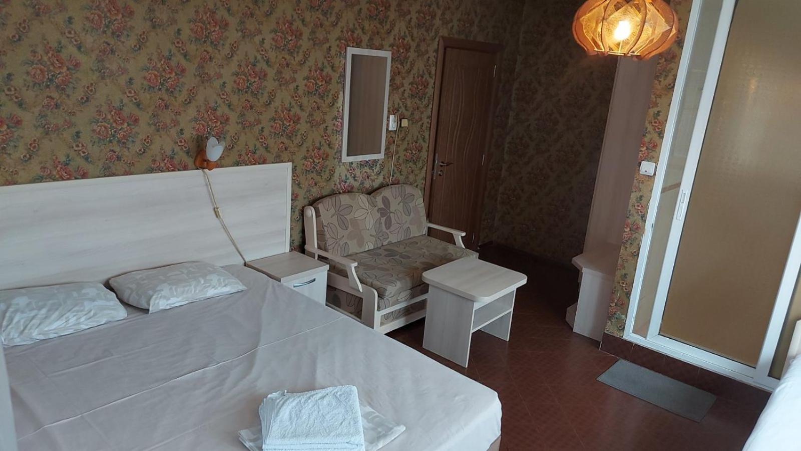 Standard Triple Room photo 1