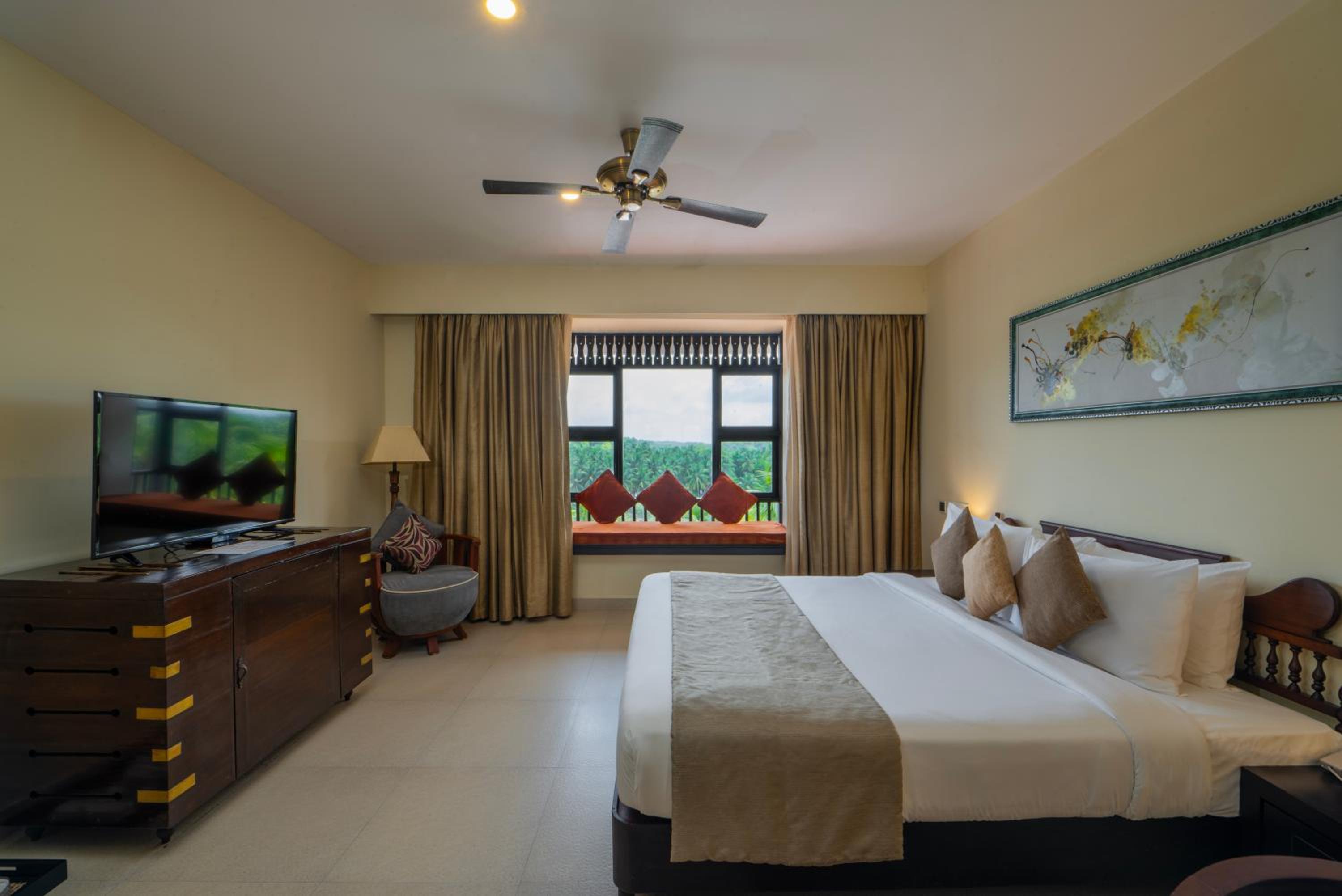Luxury Suite - Free WiFi - Photo 6