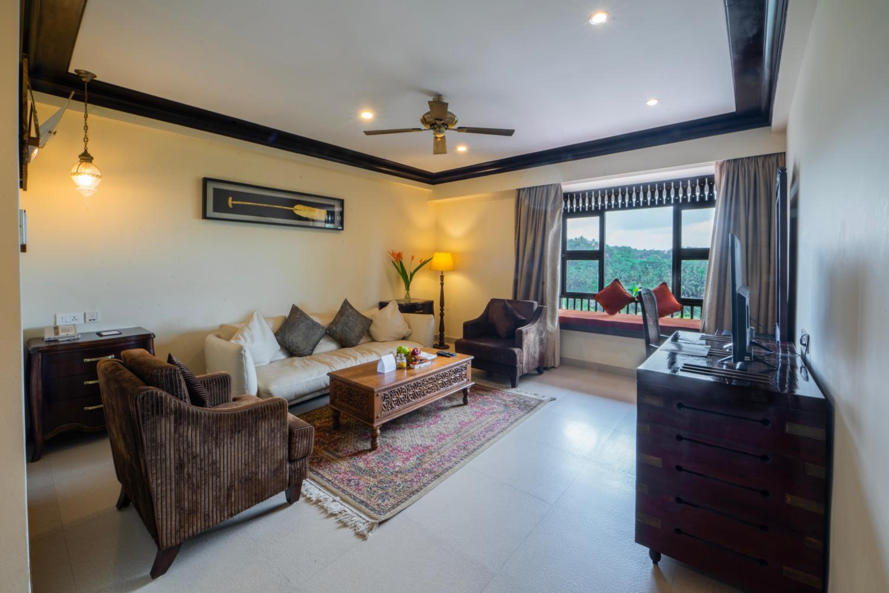 Luxury Suite - Free WiFi - Photo 5