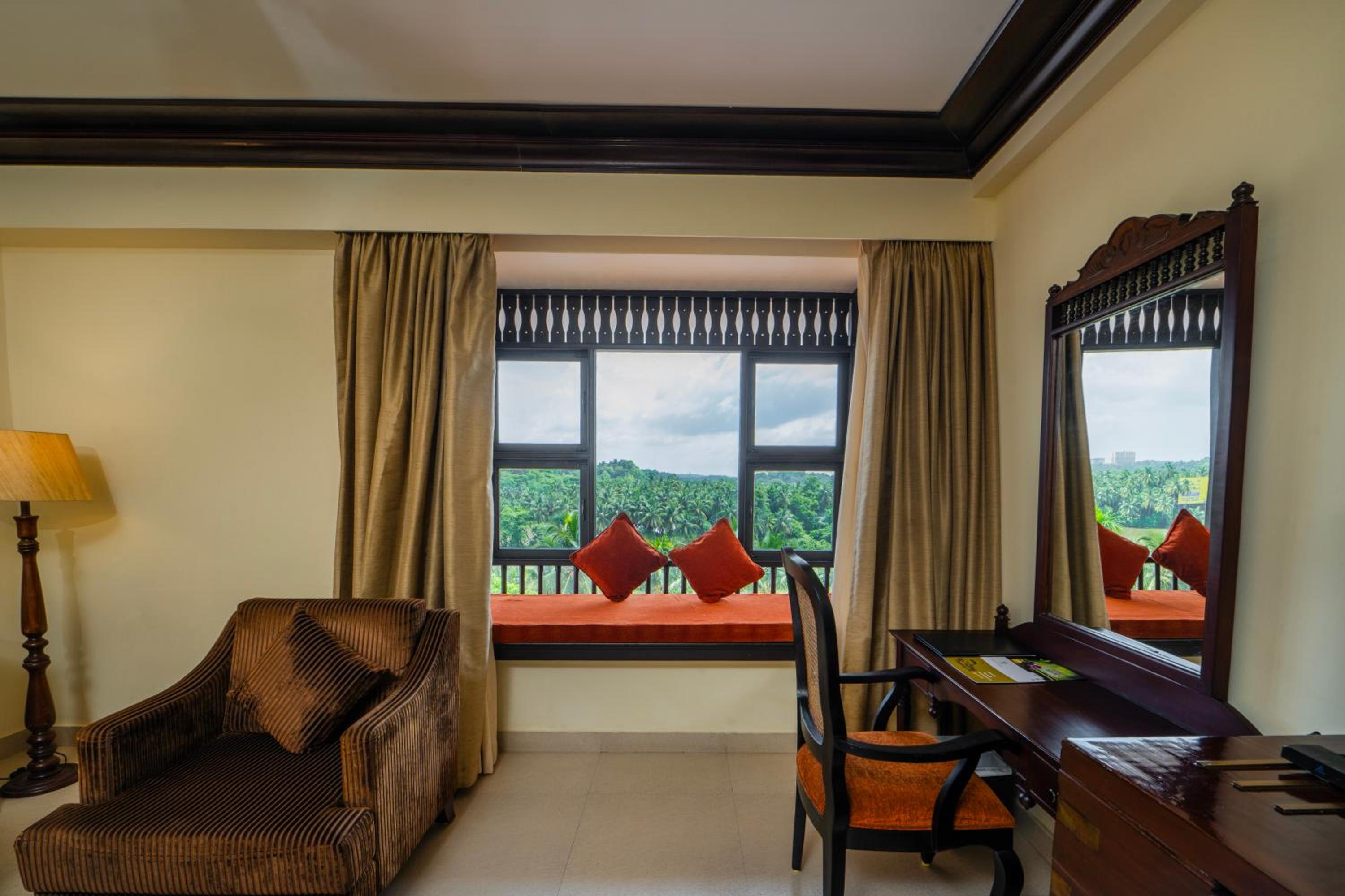 Luxury Suite - Free WiFi - Photo 4
