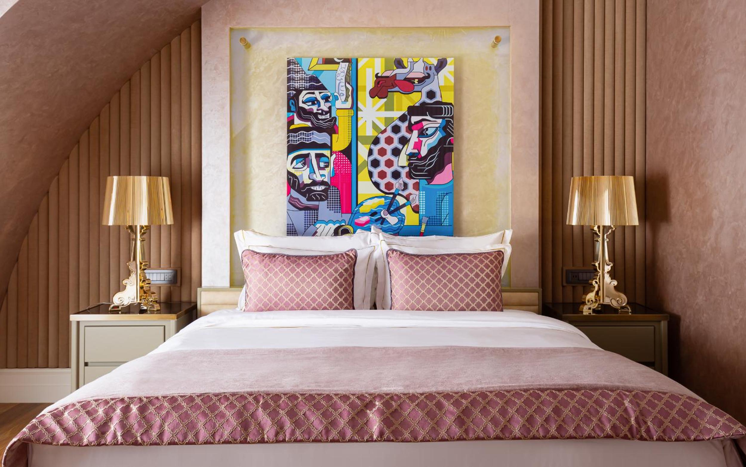 Gallery King Room