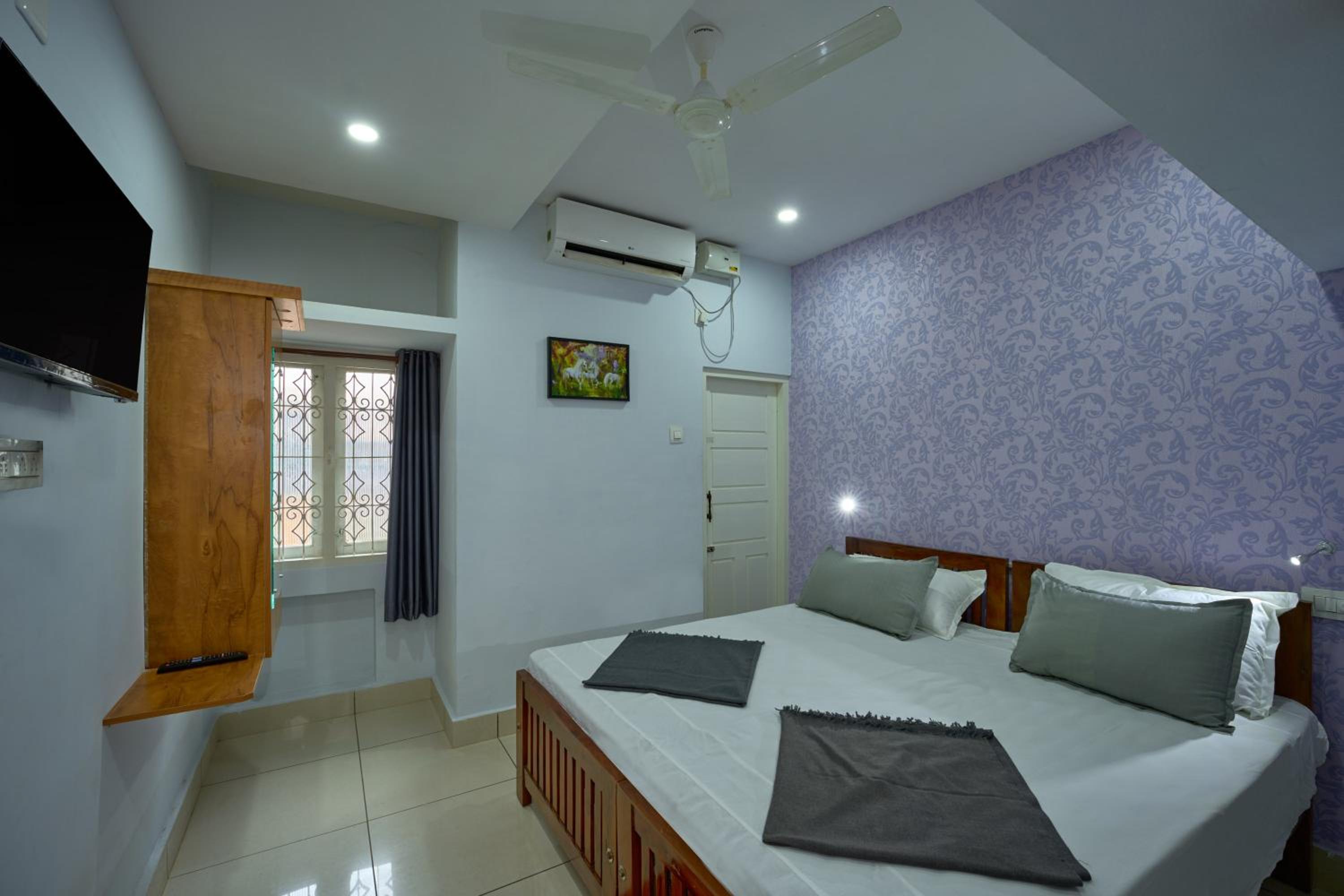 Double Standard Room - Photo 5