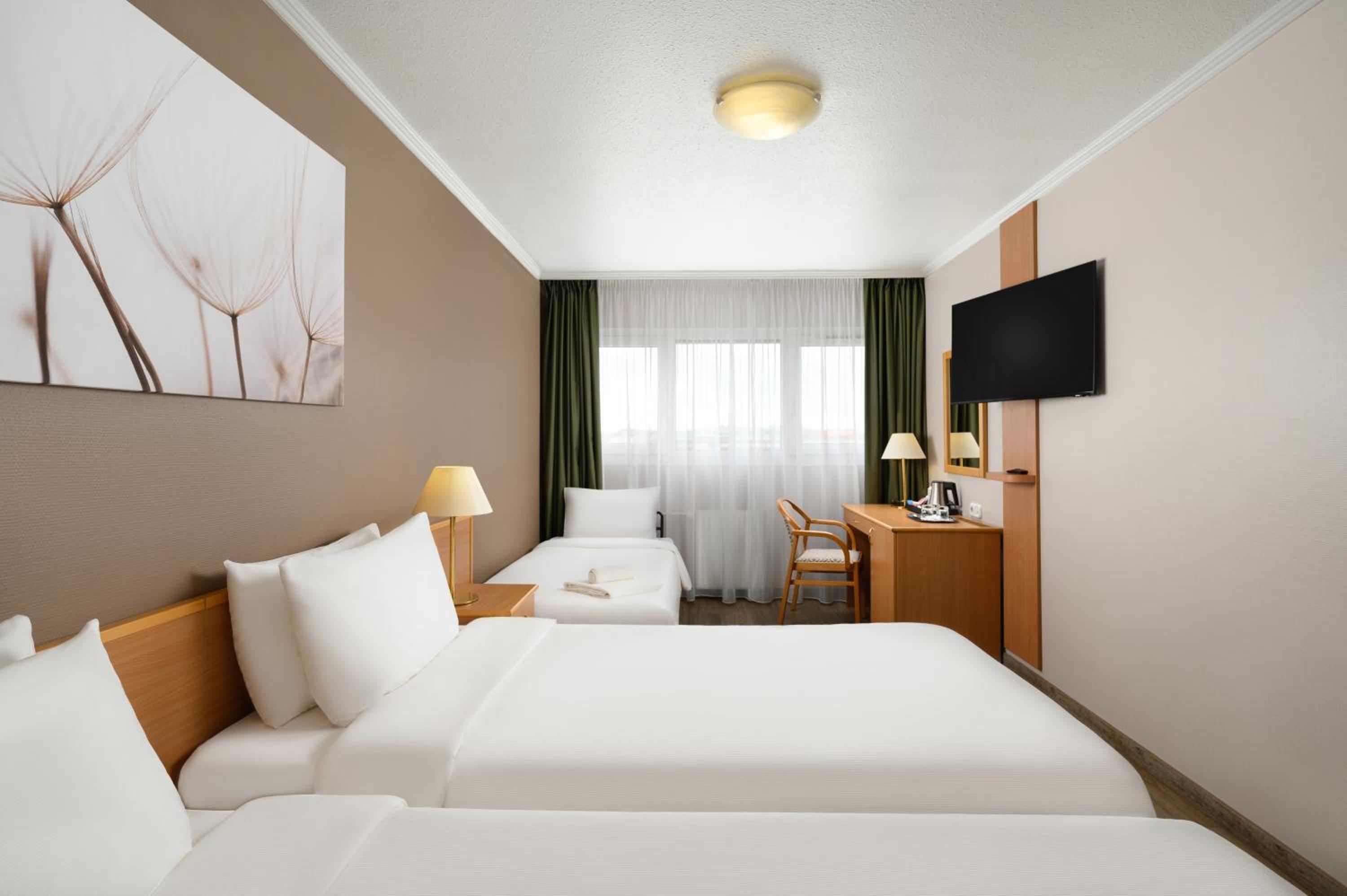 Superior Triple Room