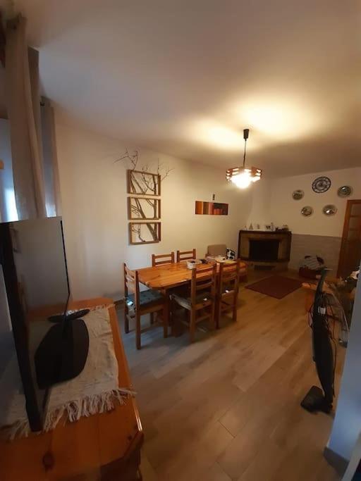 Three-Bedroom Apartment photo 3