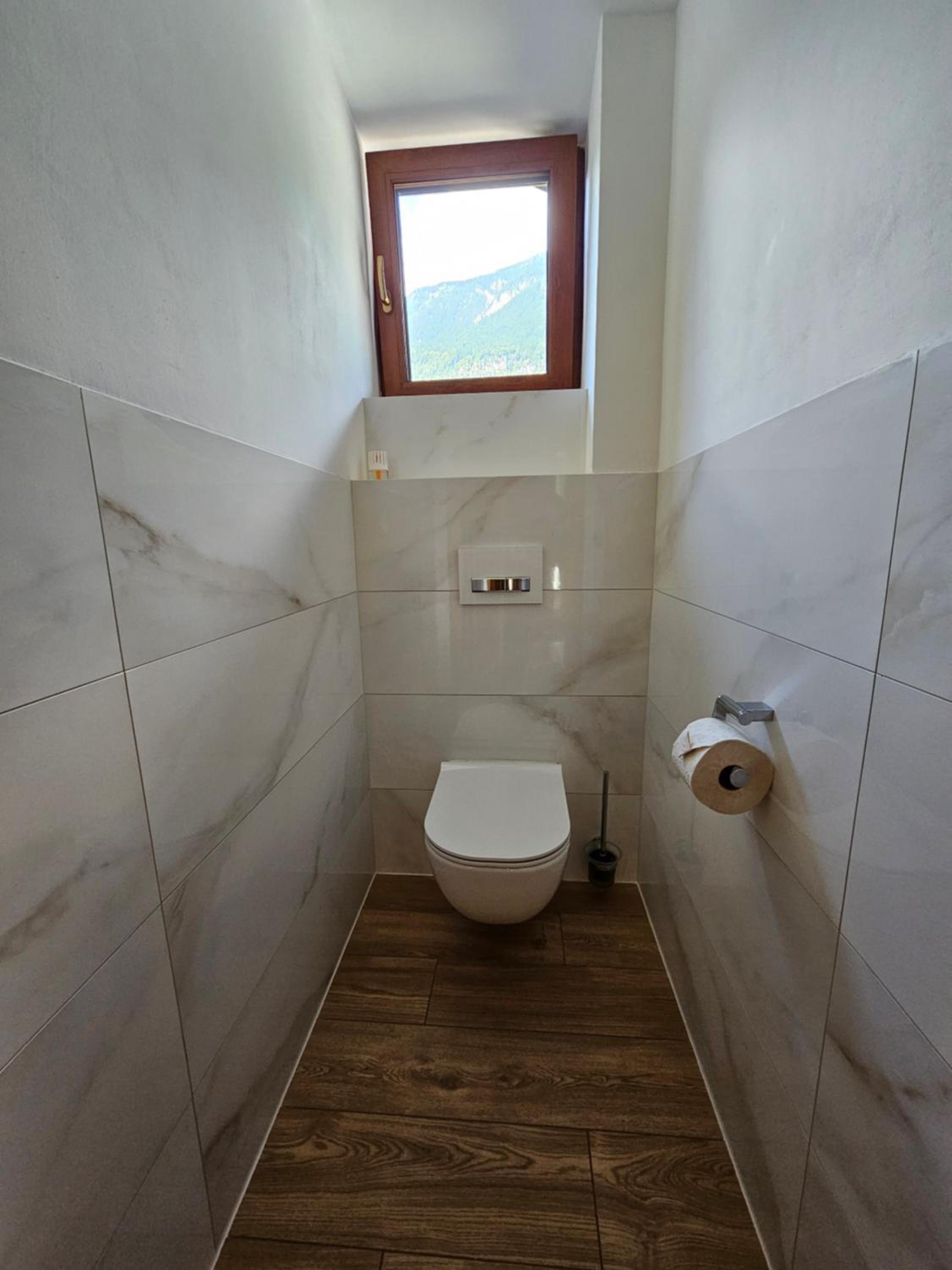 Two-Bedroom Apartment (2-5 Adults) photo 3