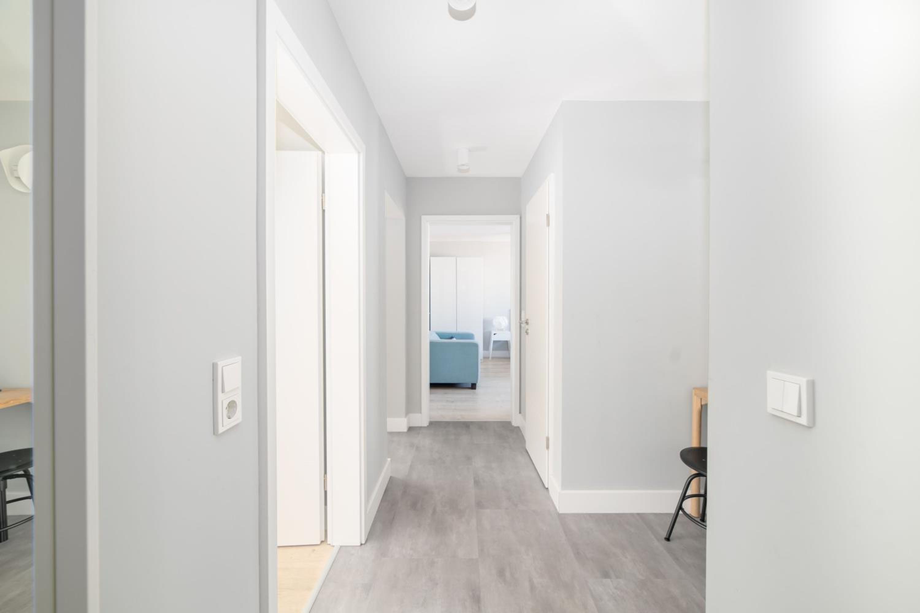 Two-Bedroom Apartment with Balcony photo 2