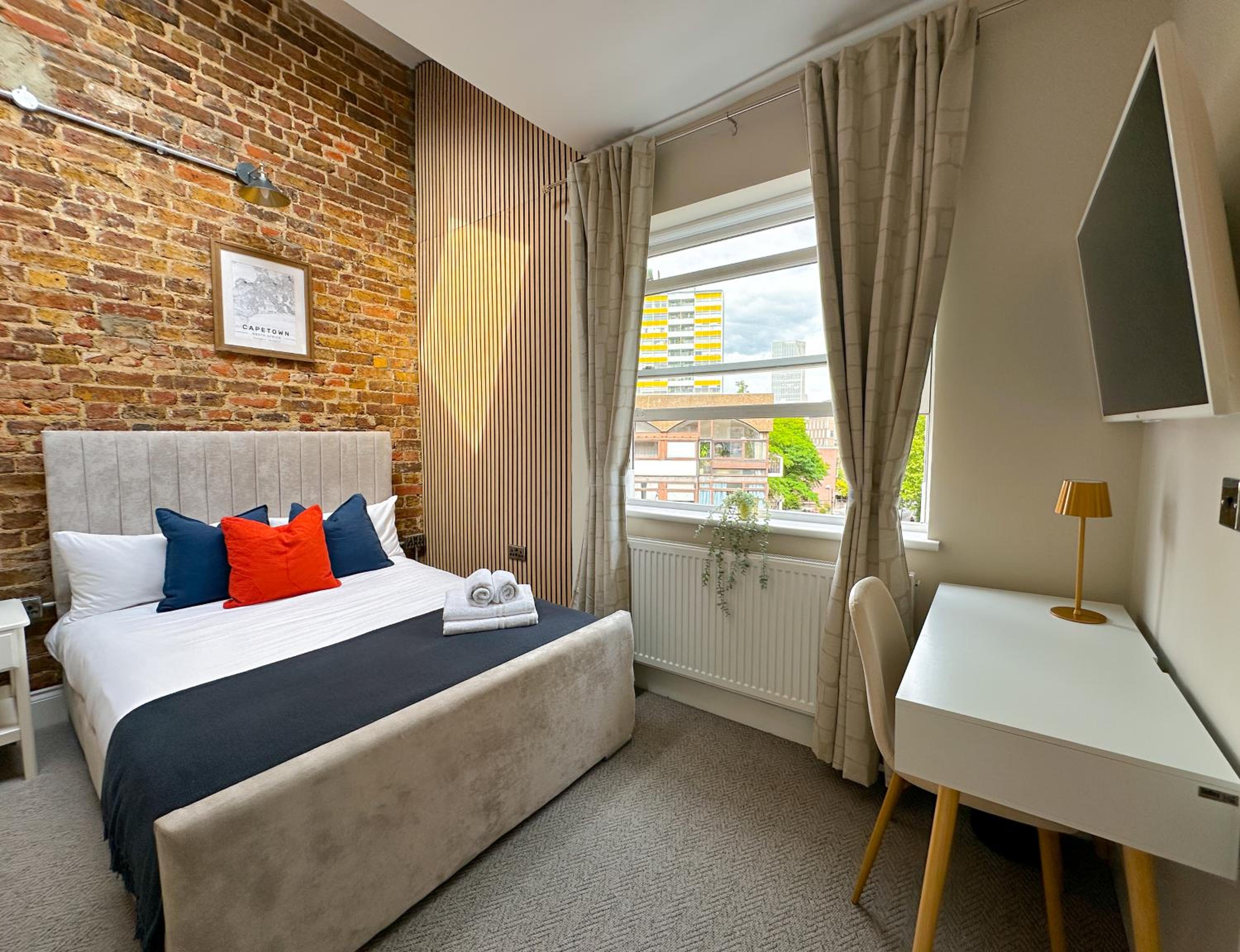 Double Room with Private Bathroom photo 3