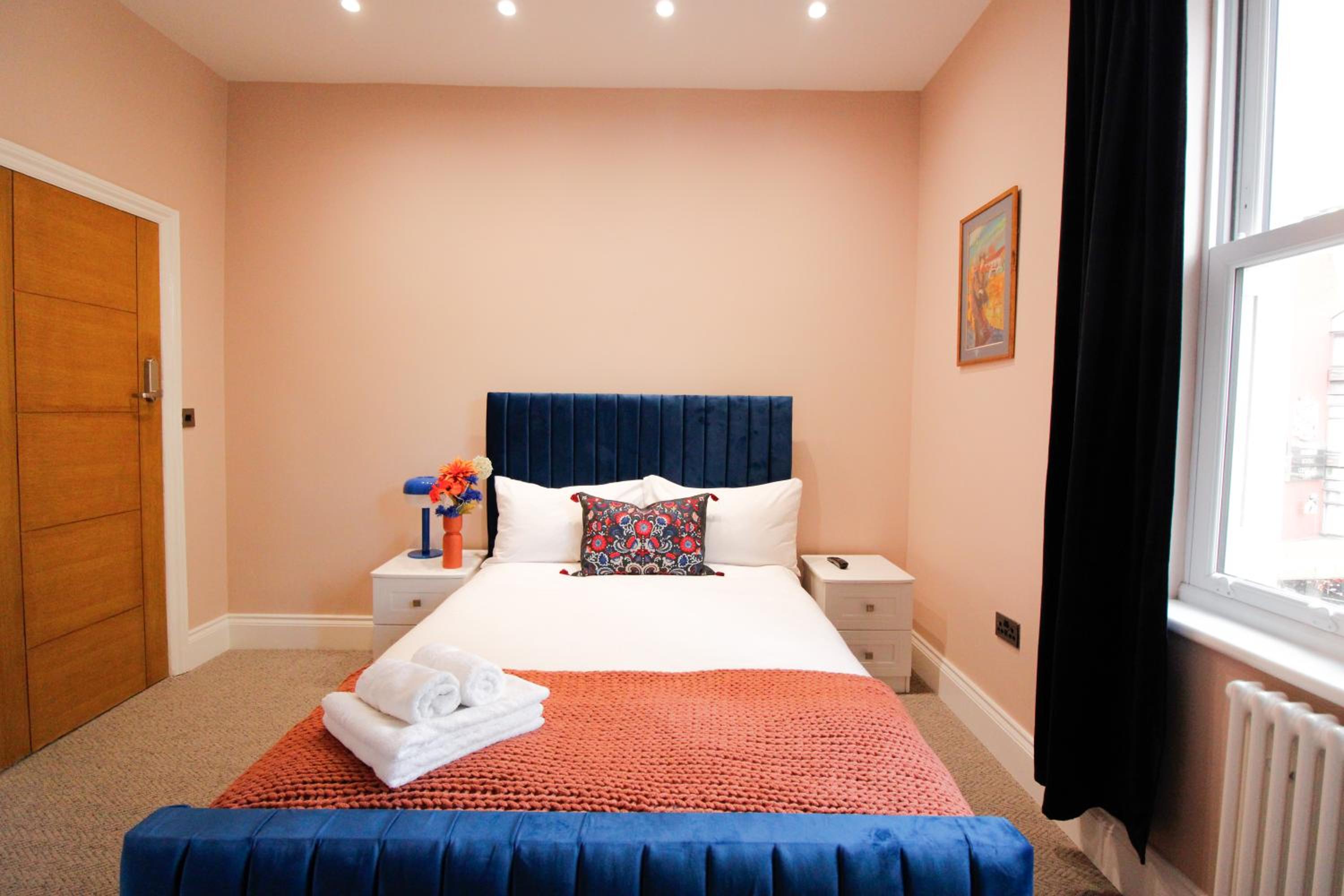 Double Room with Private Bathroom photo 1