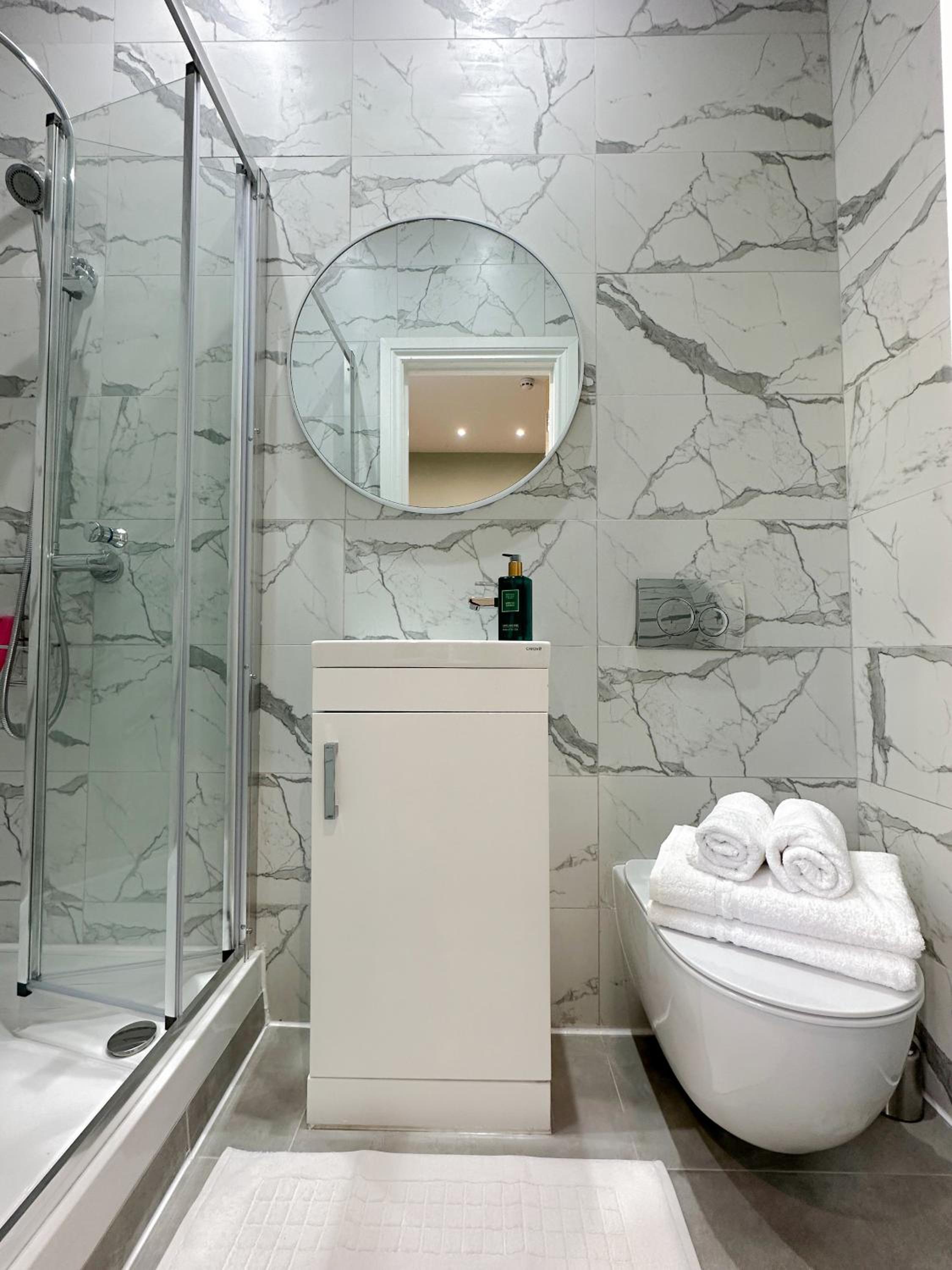 Double Room with Private Bathroom photo 3