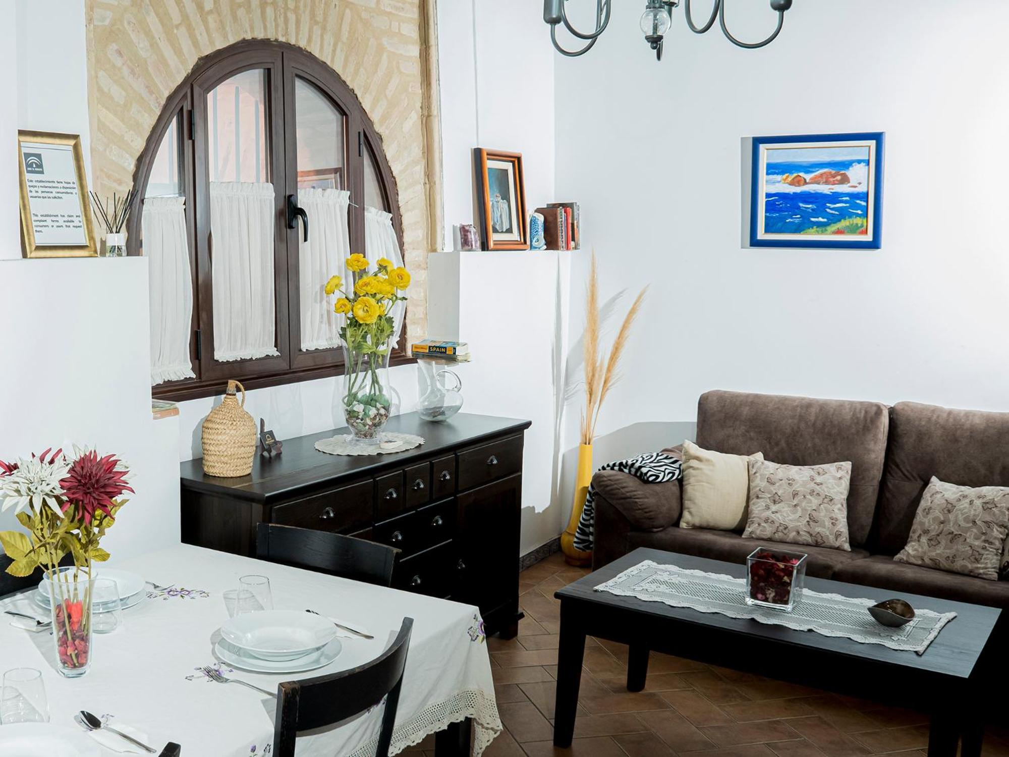 Three-Bedroom Townhouse - Photo 28