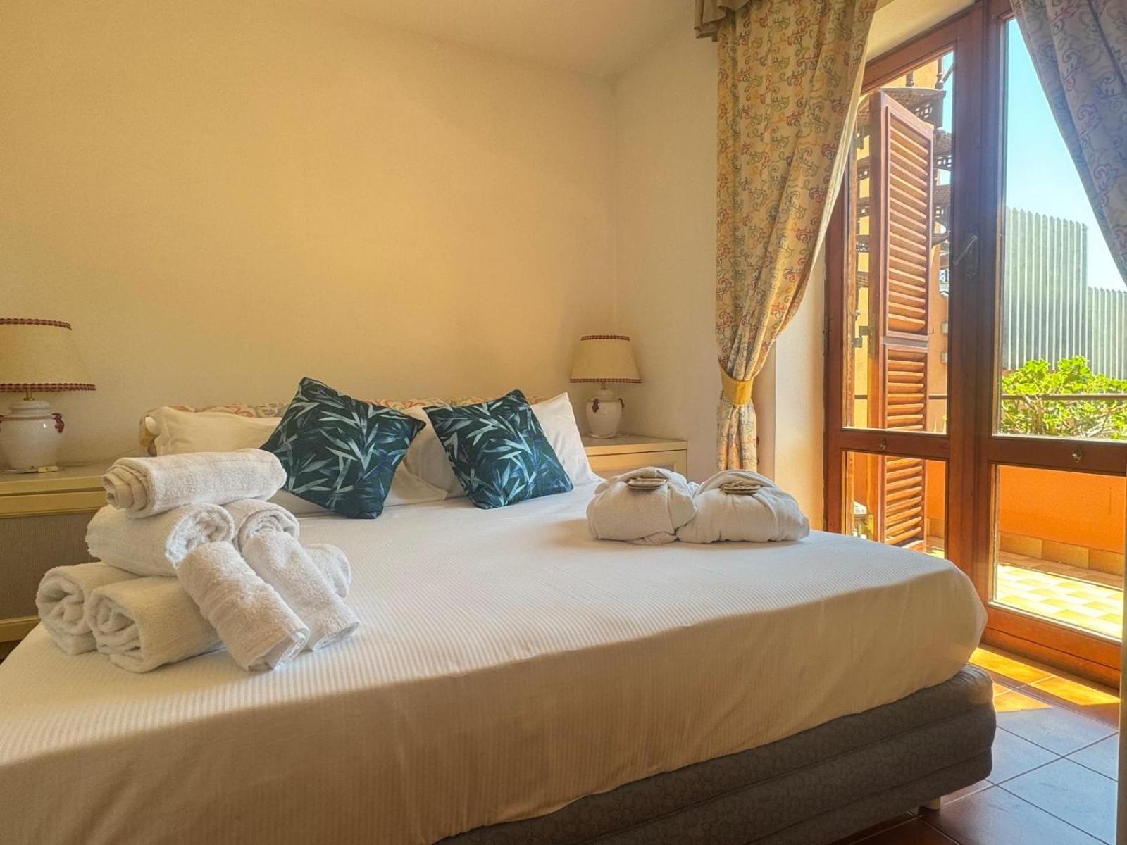 Apartment with Sea View photo 1