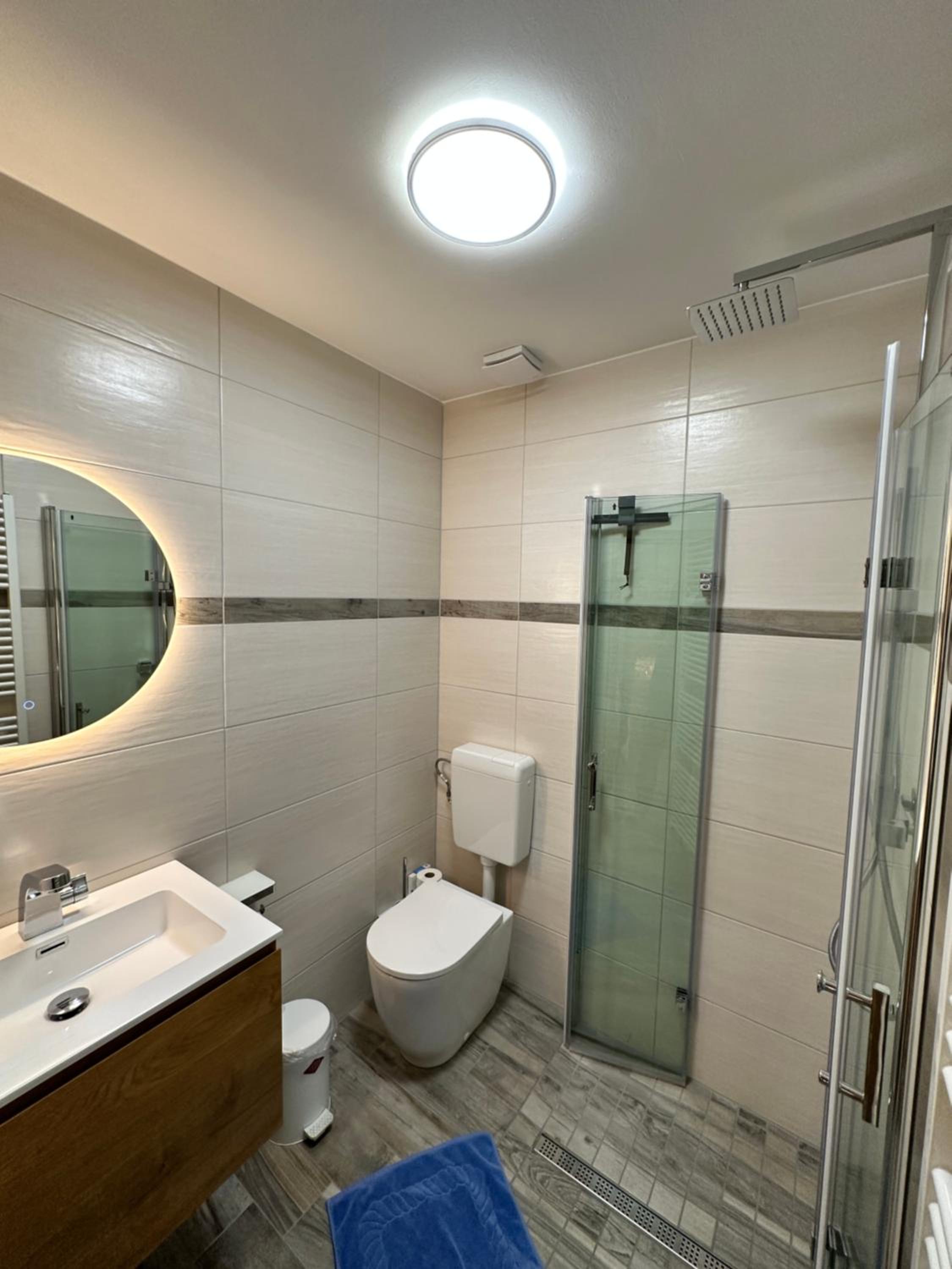 Standard Double Room - Photo 23