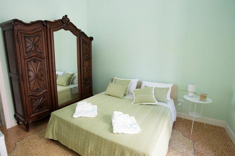 One-Bedroom House photo 3
