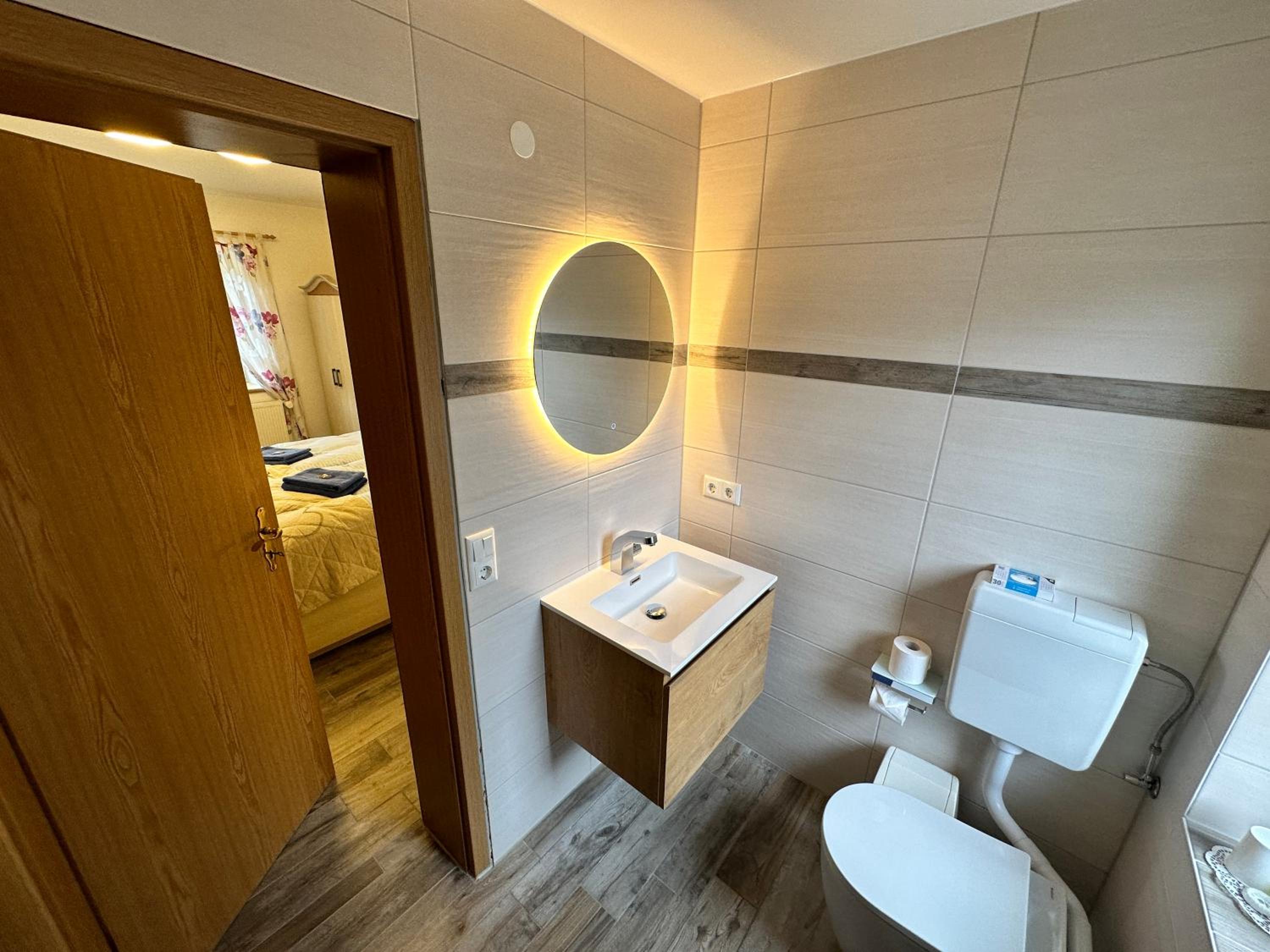Standard Double Room - Photo 30