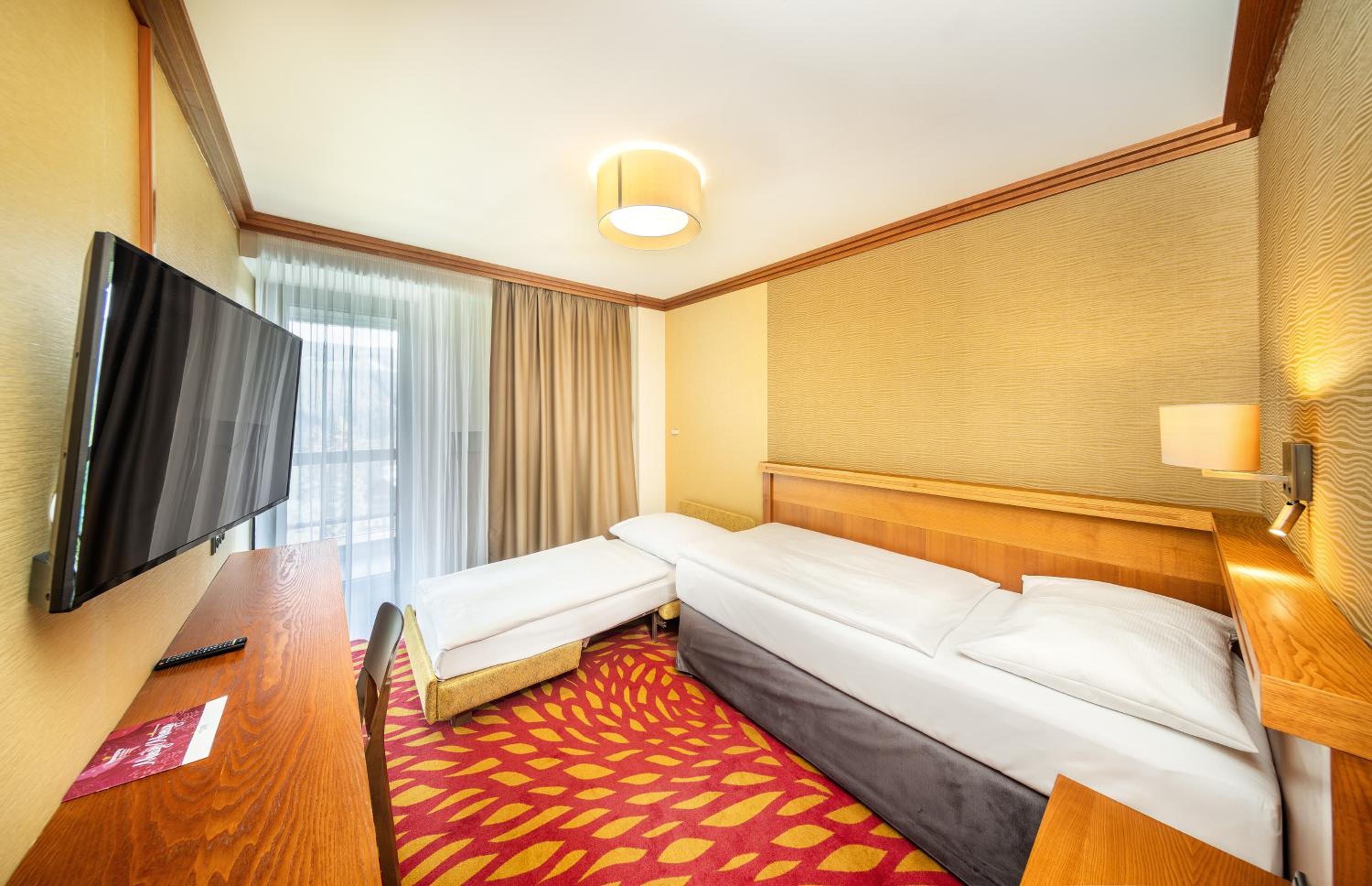 Comfort Single Room with Extrabed photo 3
