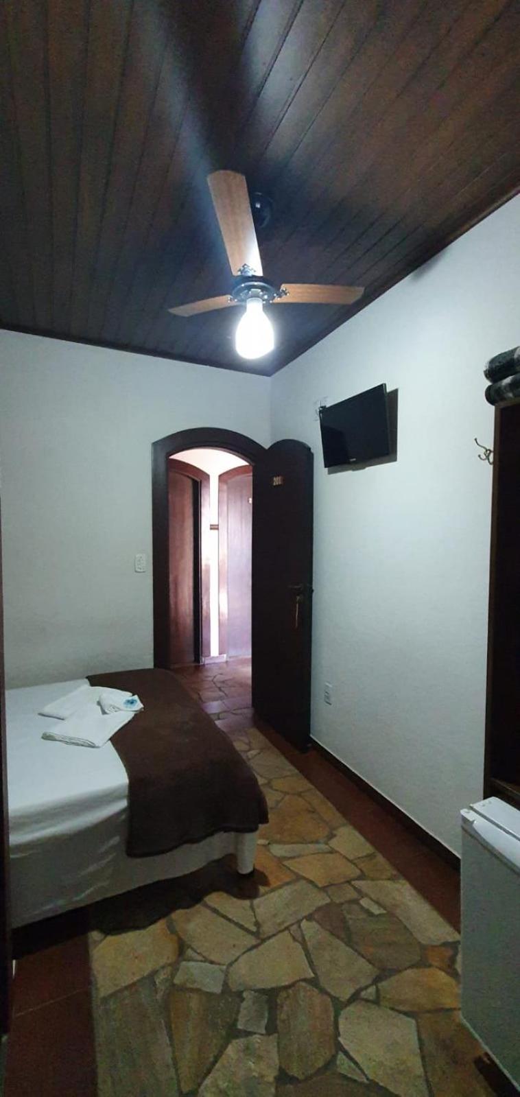 Double Room - Photo 3