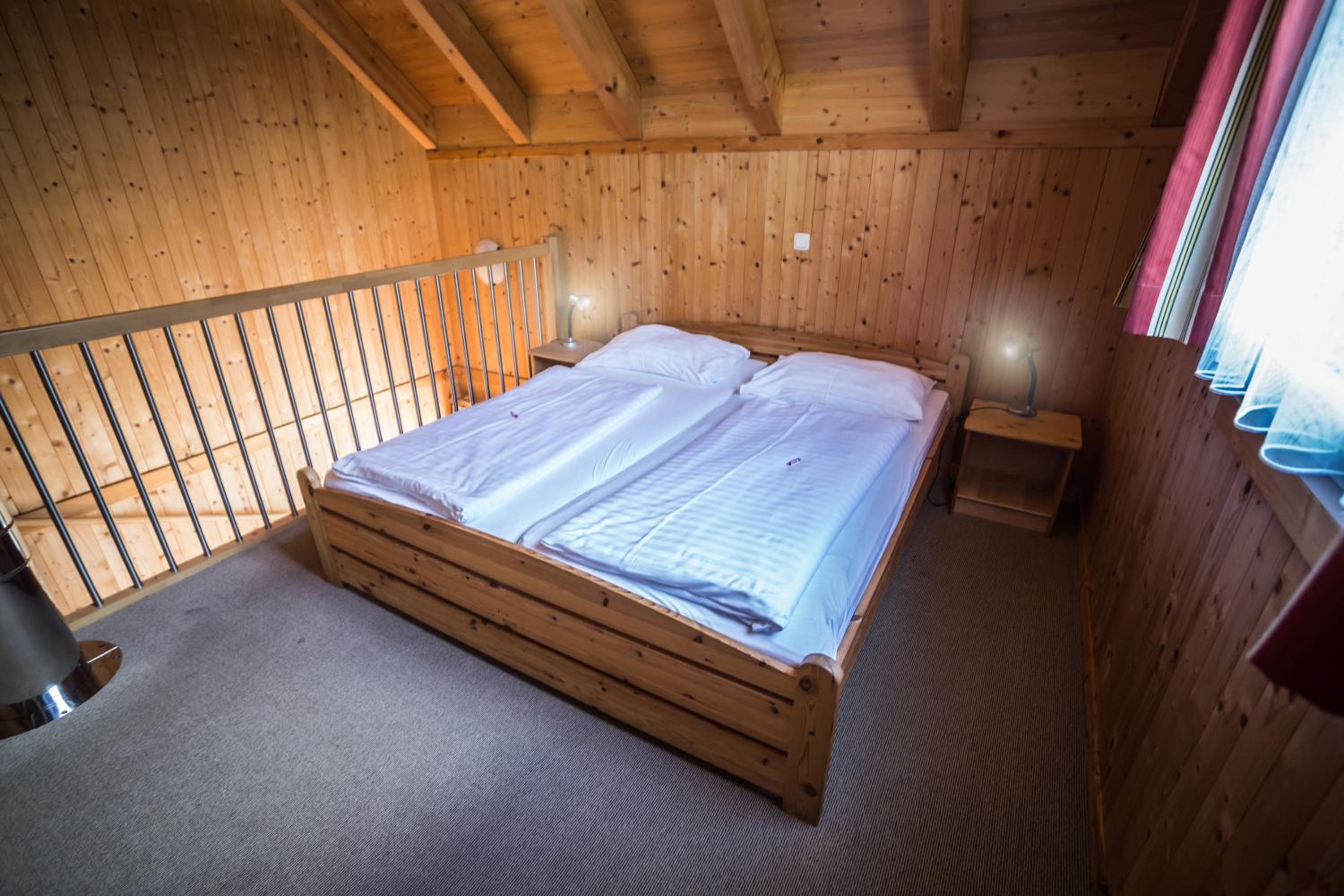 Holiday Home (4 Adults)