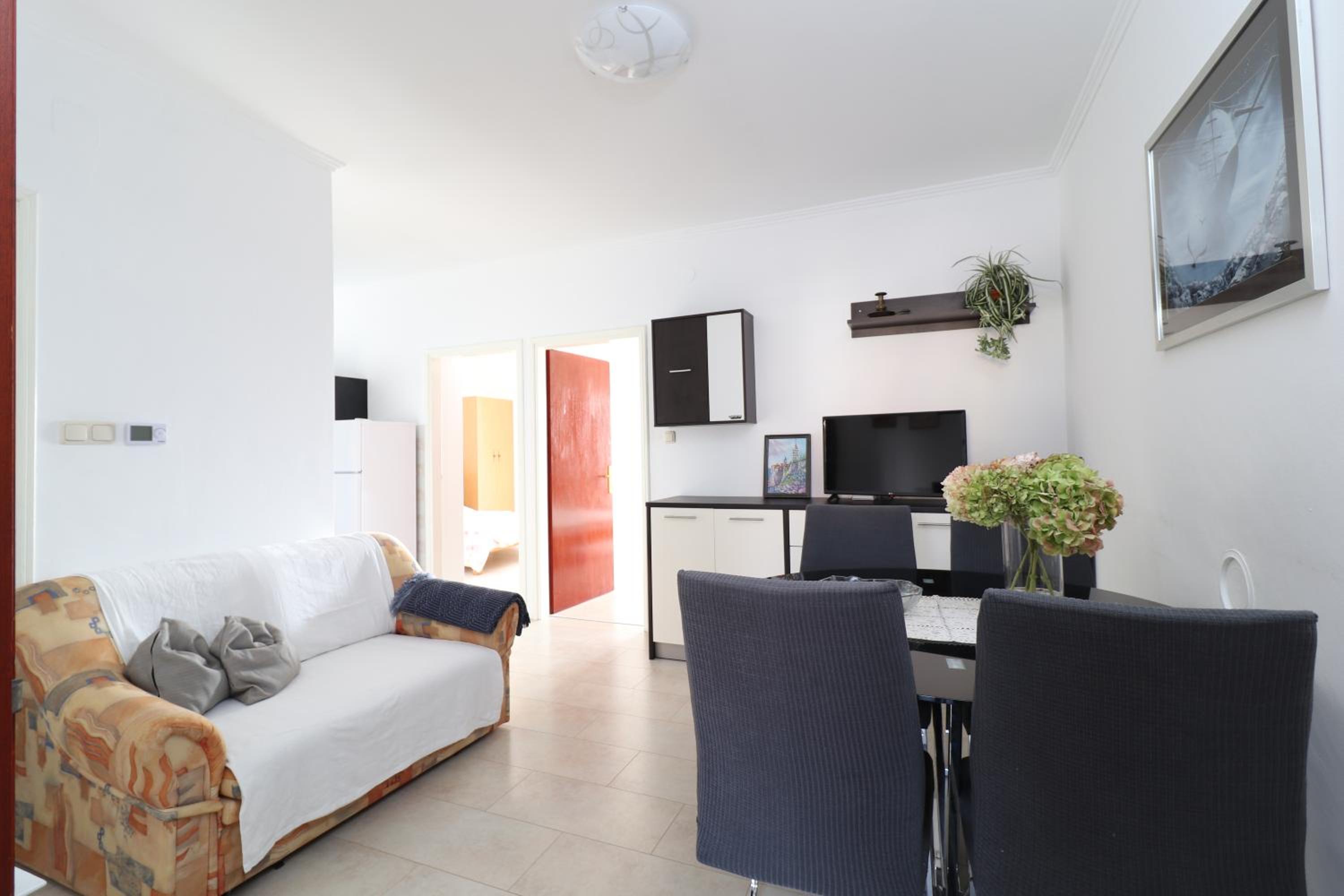 Two-Bedroom Apartment with Terrace and Sea View