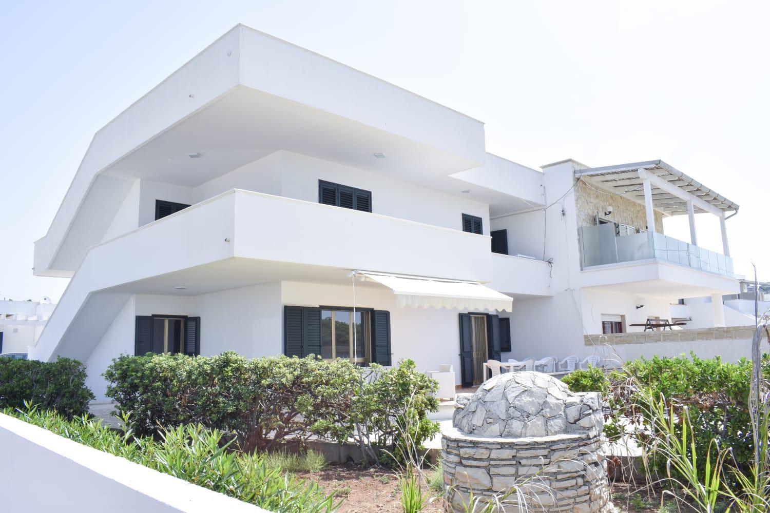 Villa with Sea View photo 2
