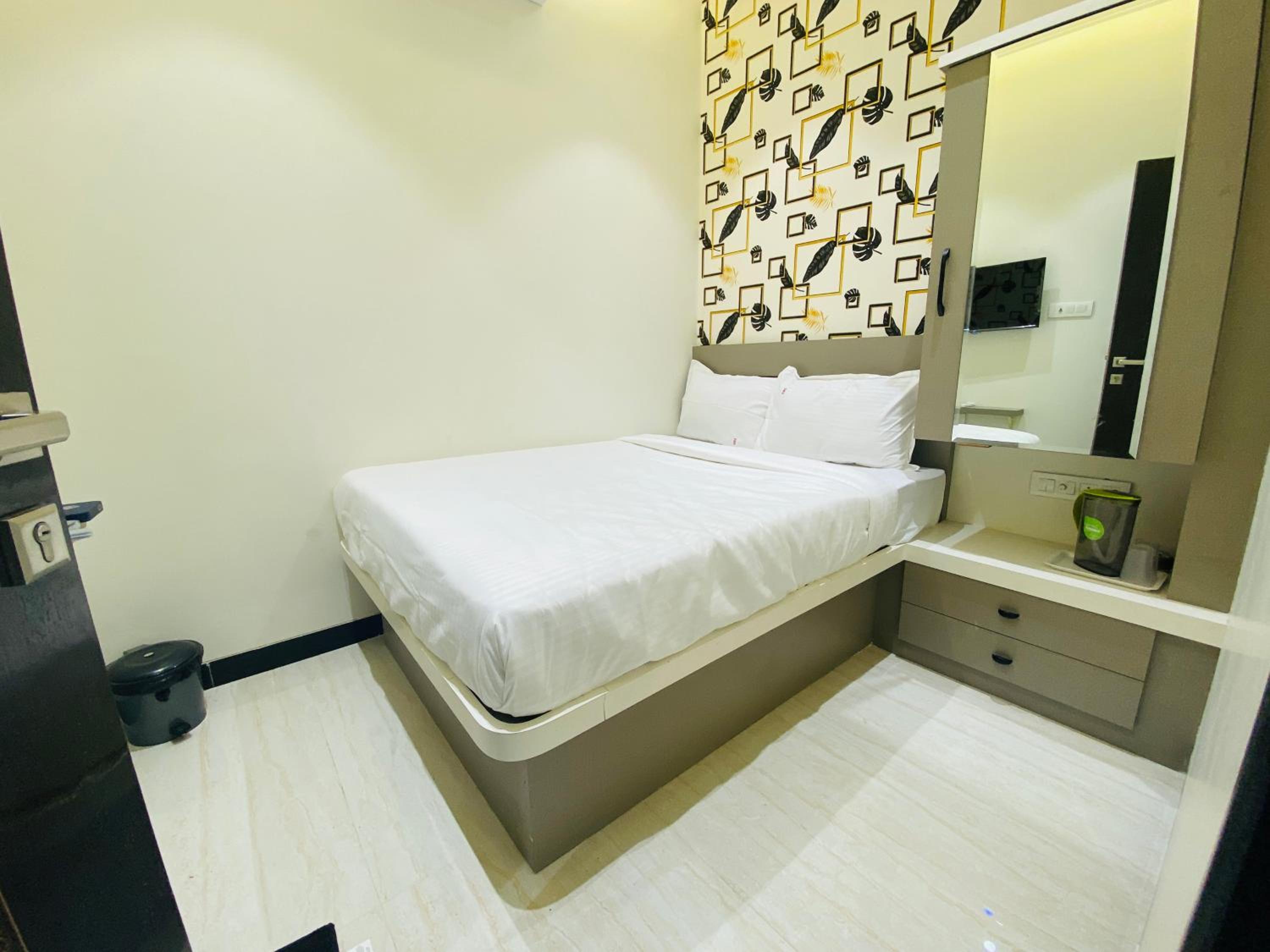 Deluxe Double Room - Photo 4