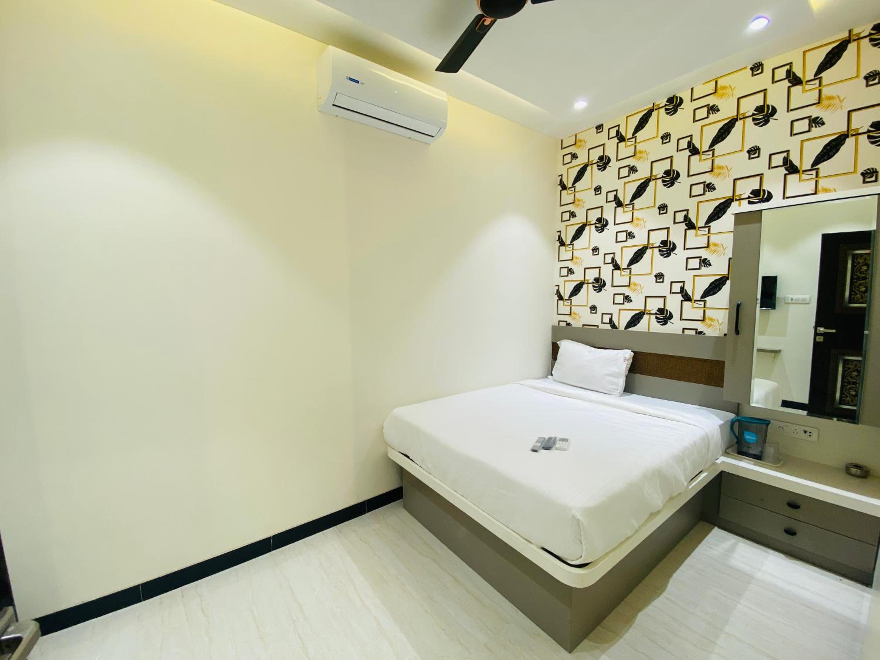 Deluxe Double Room - Photo 6