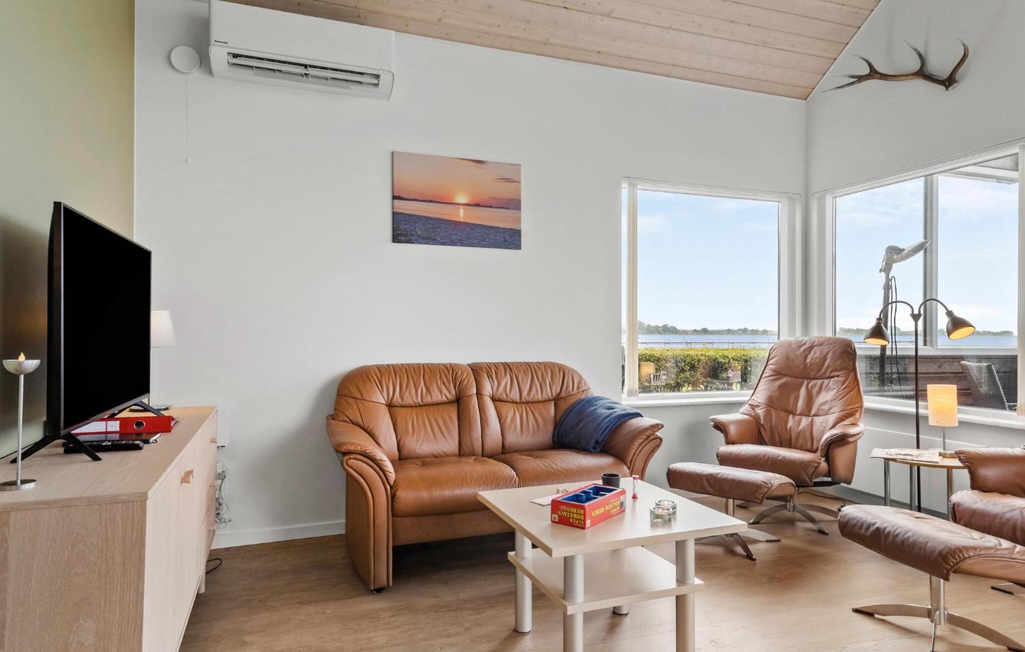 Two-Bedroom Holiday Home photo 1