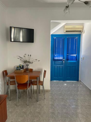 Apartment - Ground Floor photo 3