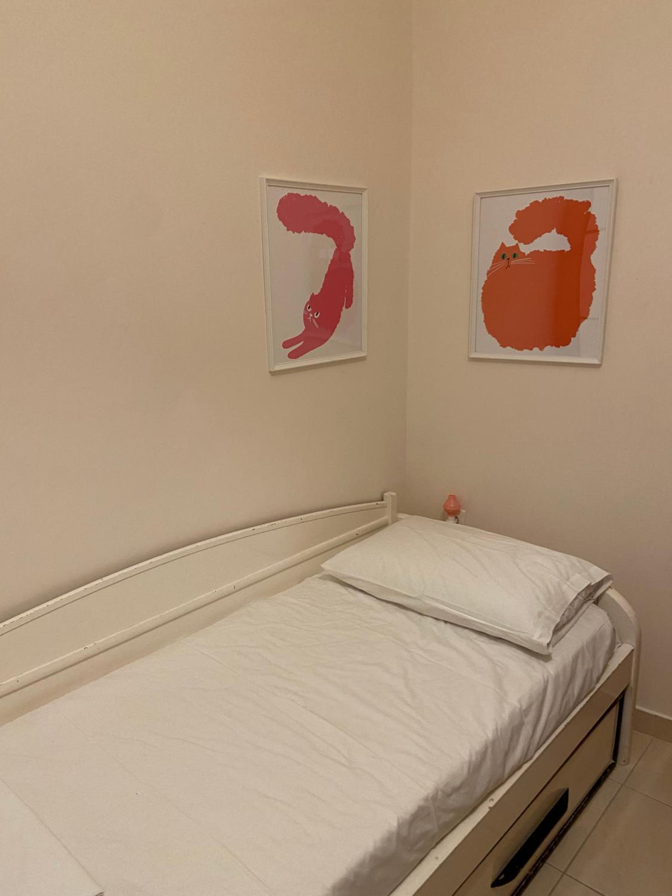 Two-Bedroom House photo 2