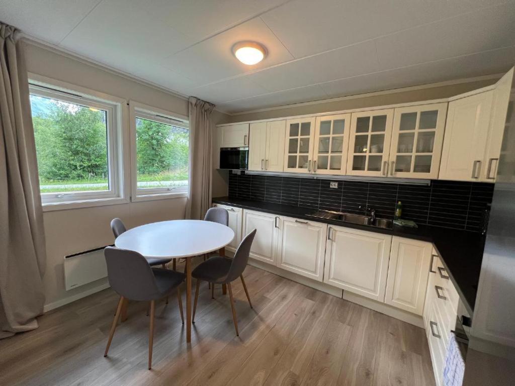 Two-Bedroom Apartment With Mountain View