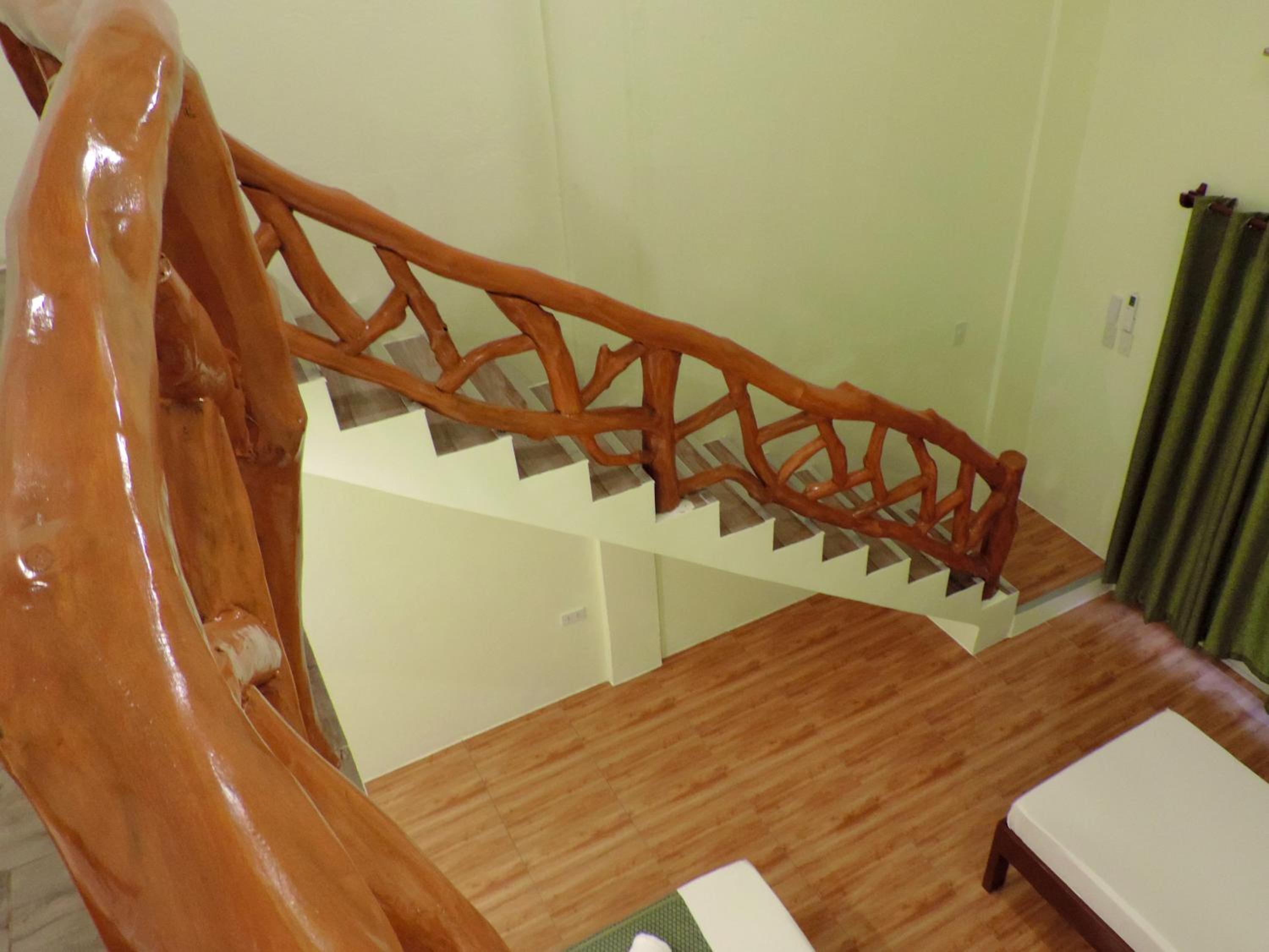 Family Room - Photo 4