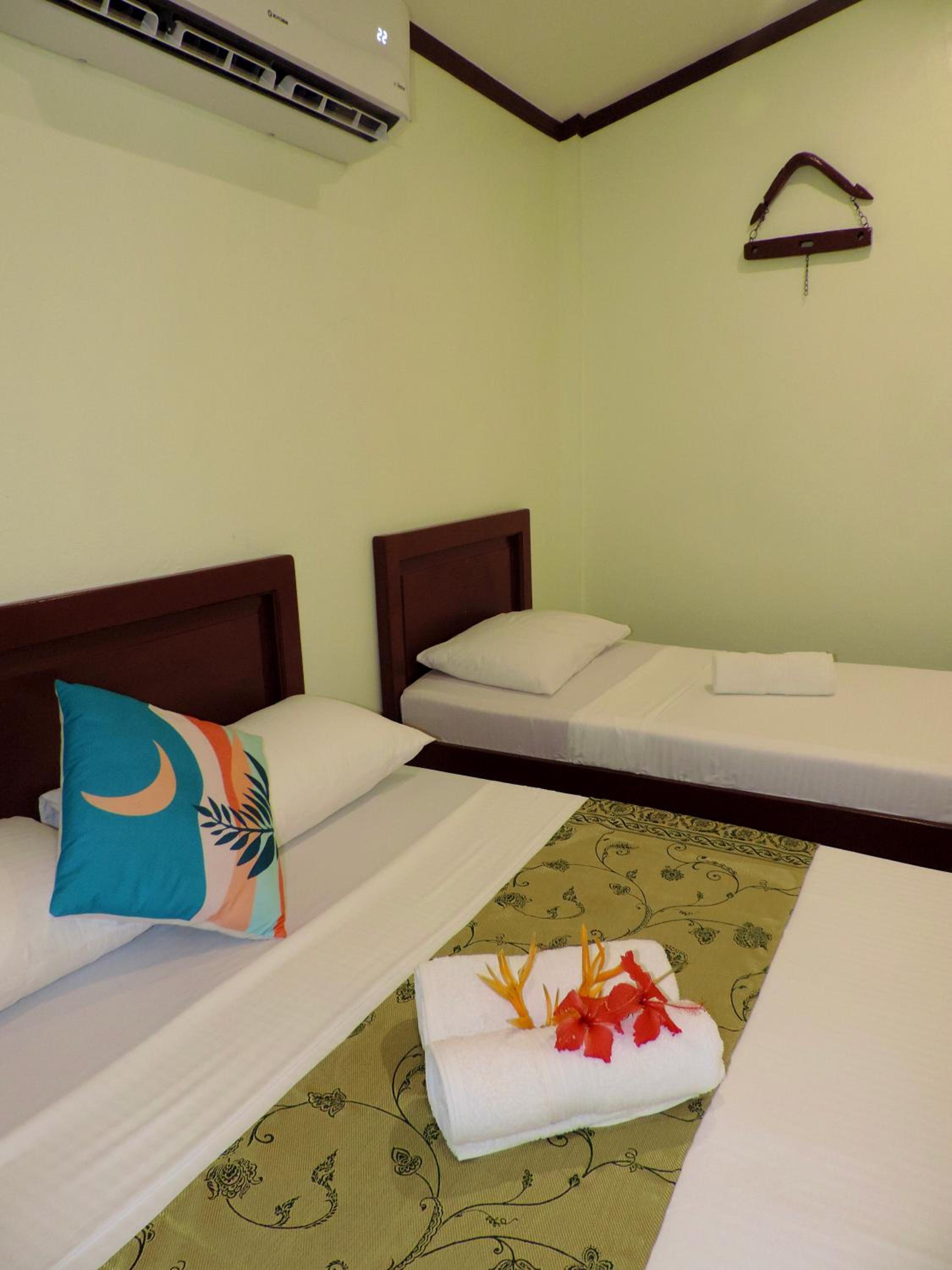 Family Room - Photo 13