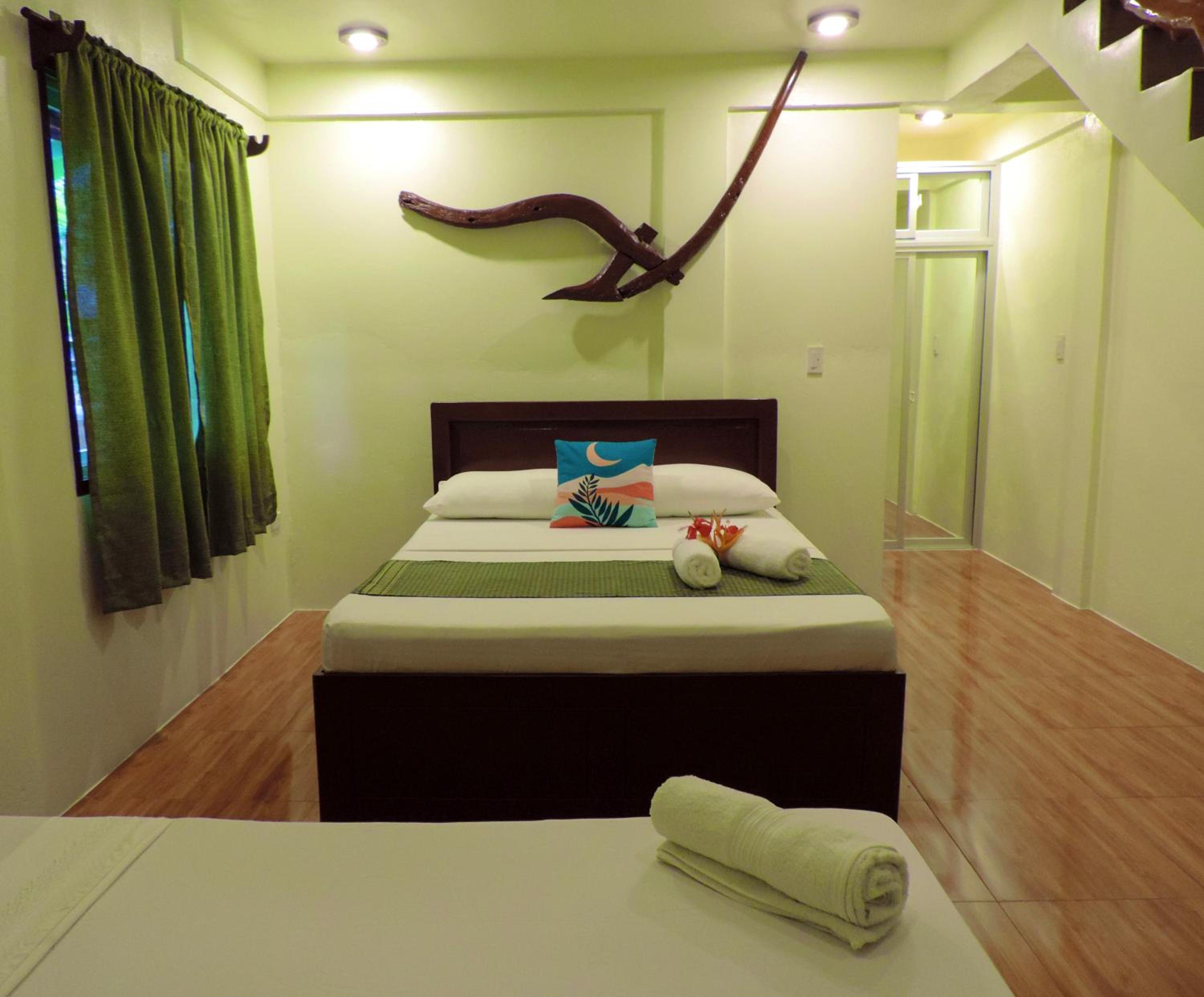 Family Room - Photo 36