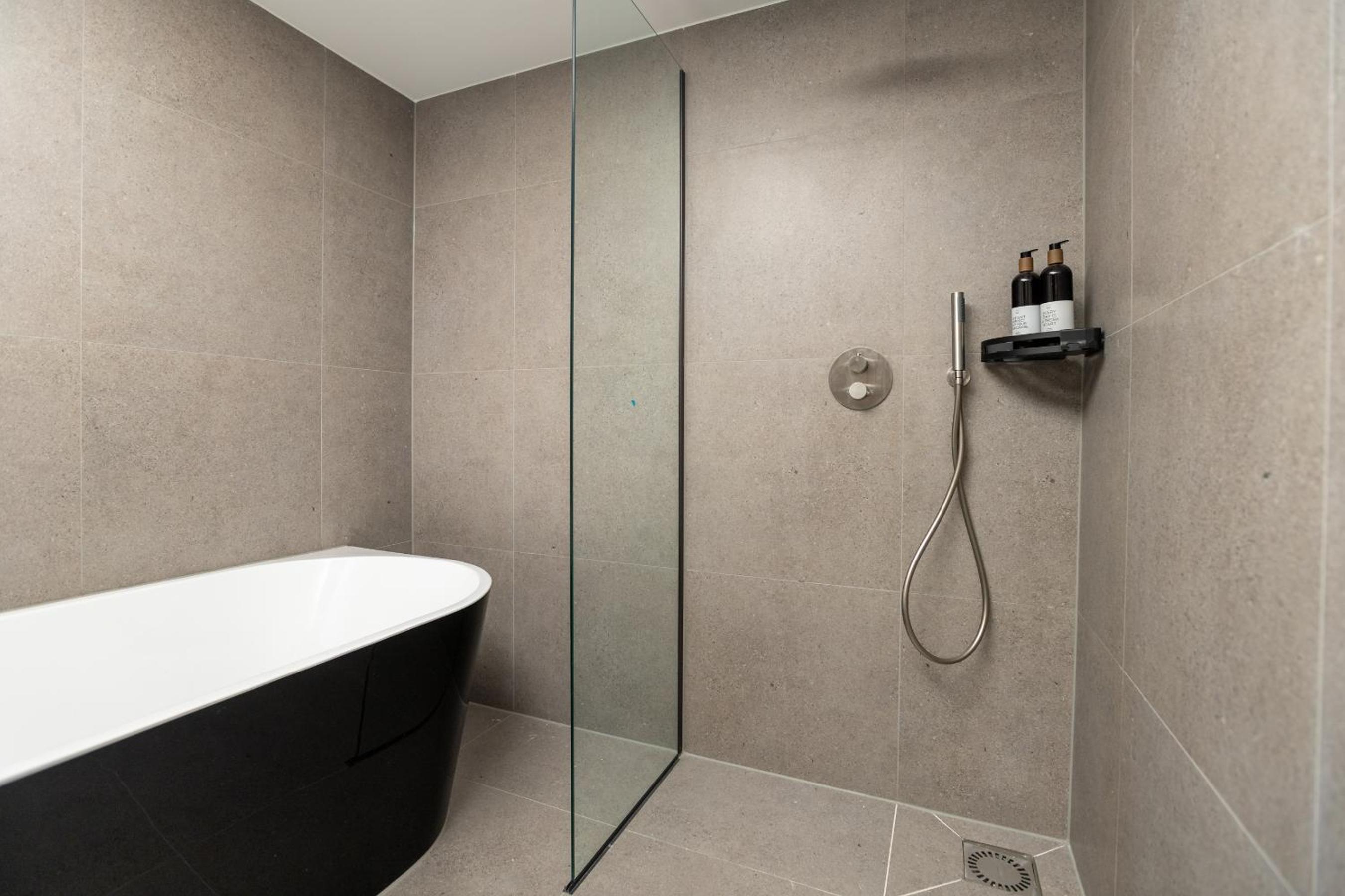 Deluxe Double Room with Bath photo 2