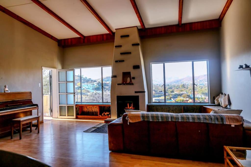 Three-Bedroom House photo 1
