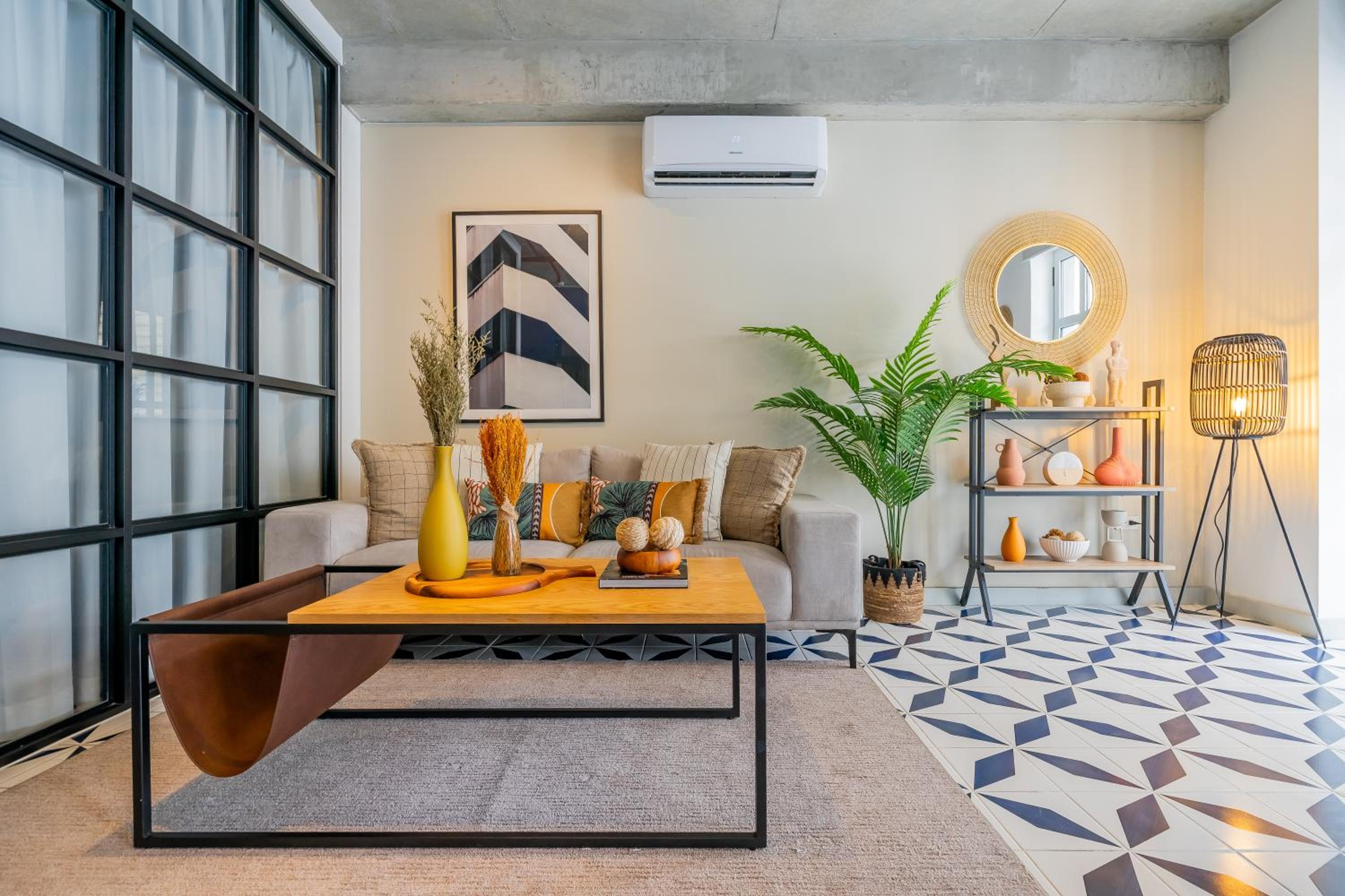 Two-Bedroom Deluxe Apartment with Balcony