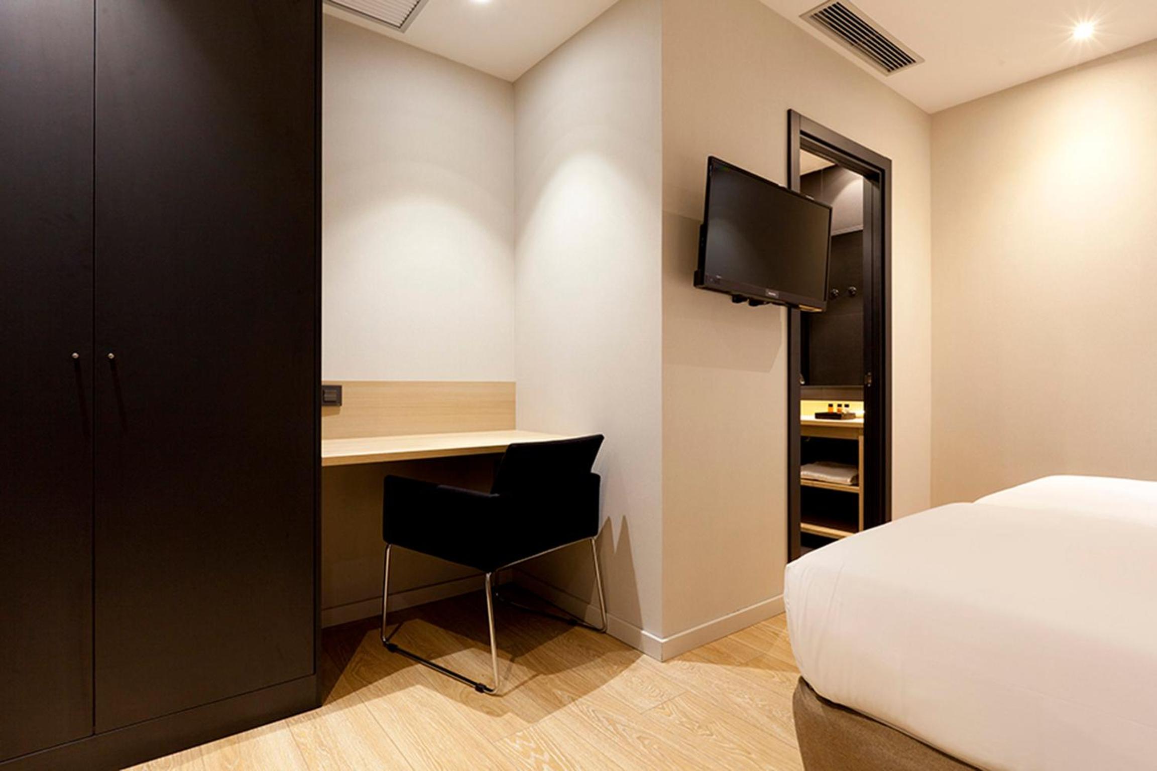 Comfort Double or Twin Room photo 3