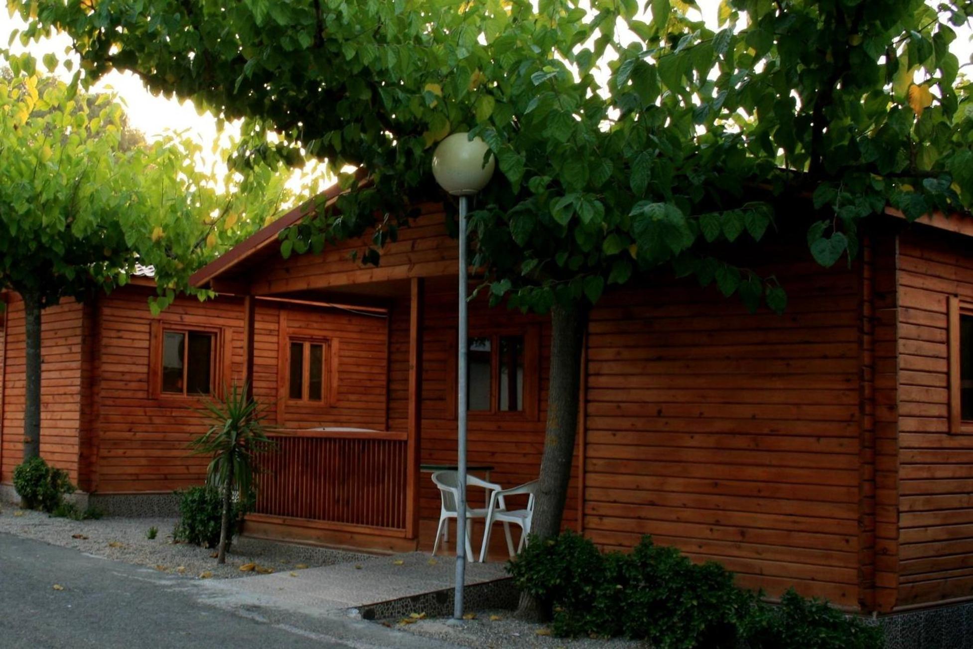 Wooden Cabin - Photo 3